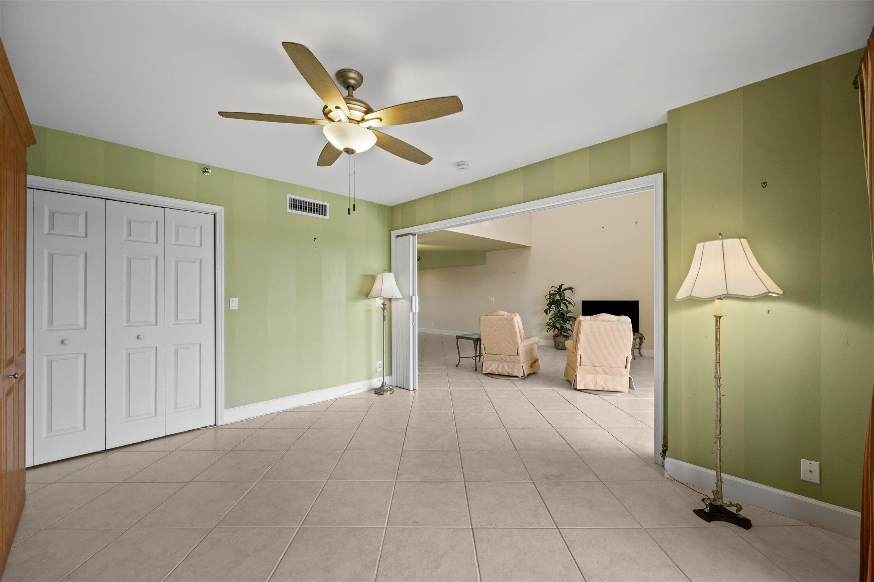 16910 BAY #E501, Jupiter FL 33477