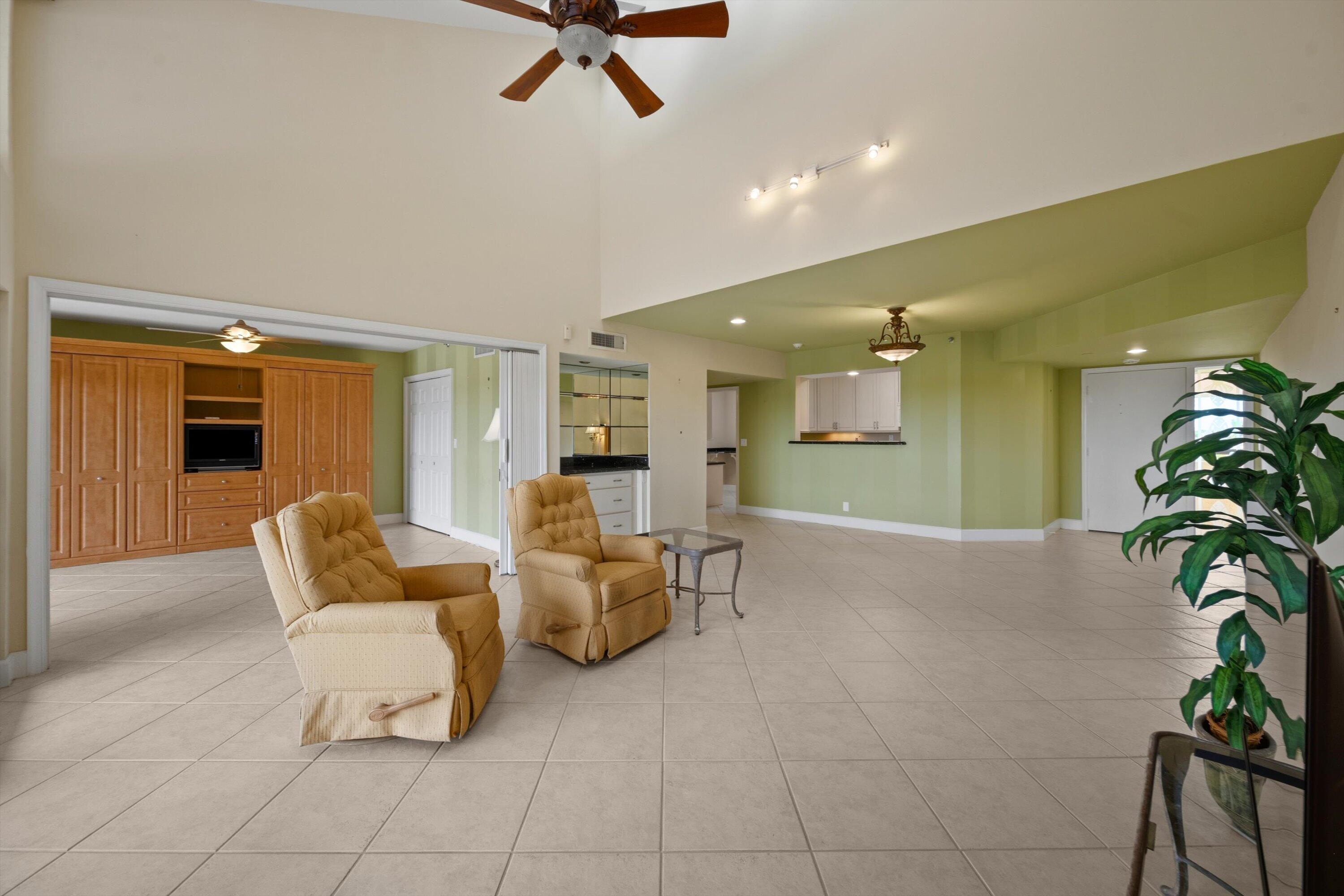16910 BAY #E501, Jupiter FL 33477