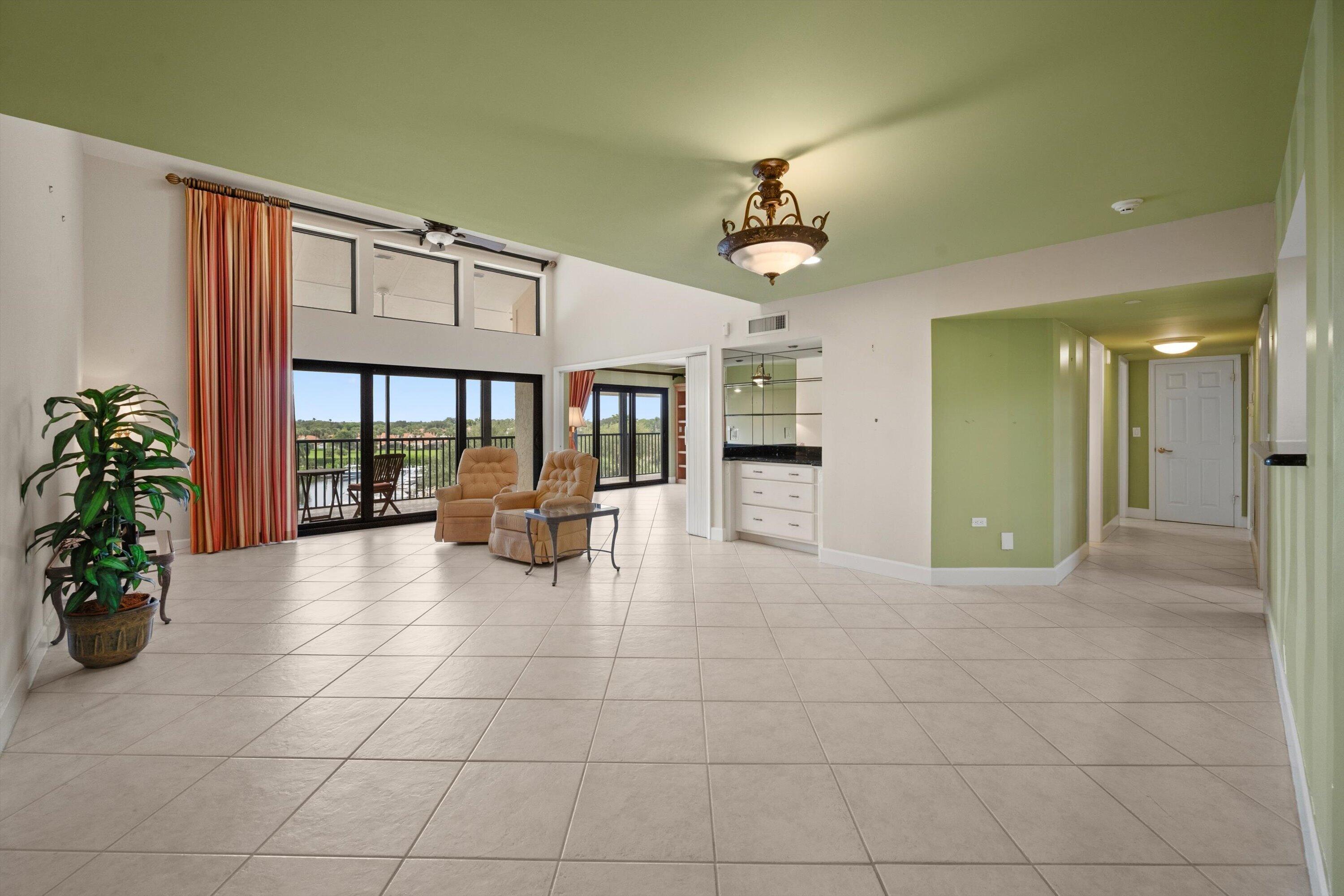 16910 BAY #E501, Jupiter FL 33477