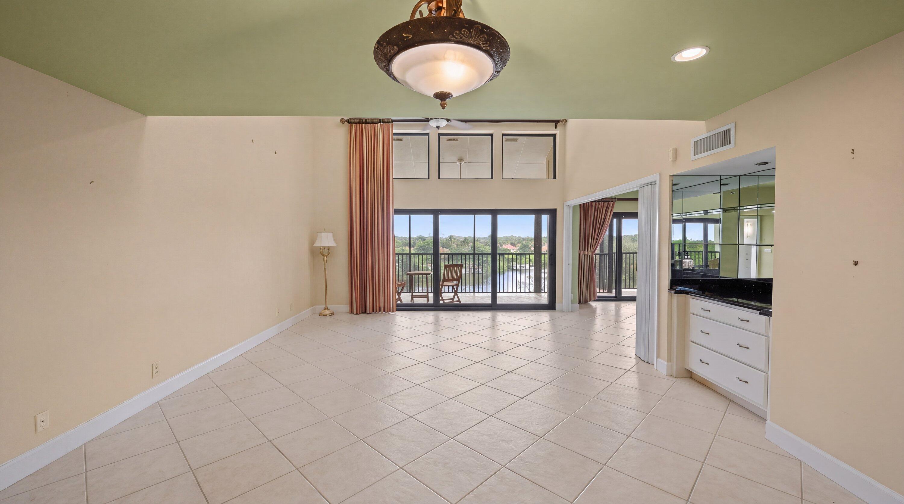 16910 BAY #E501, Jupiter FL 33477
