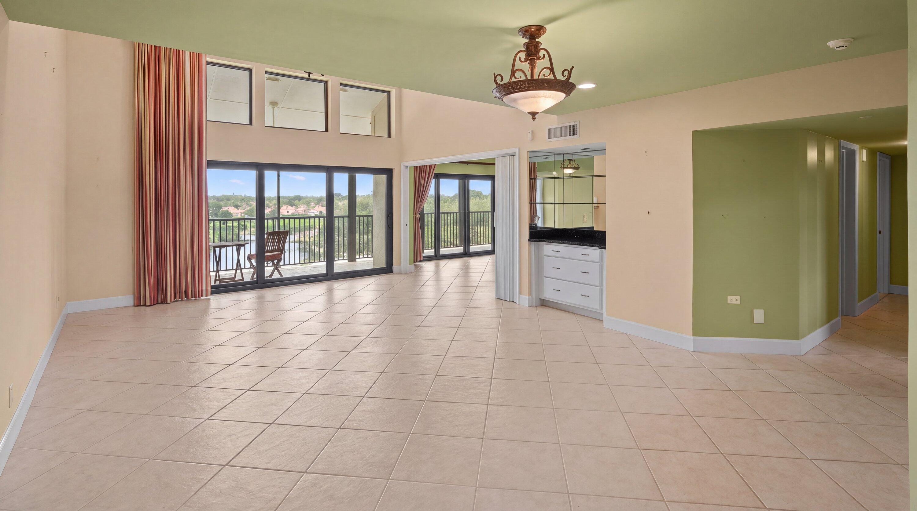 16910 BAY #E501, Jupiter FL 33477