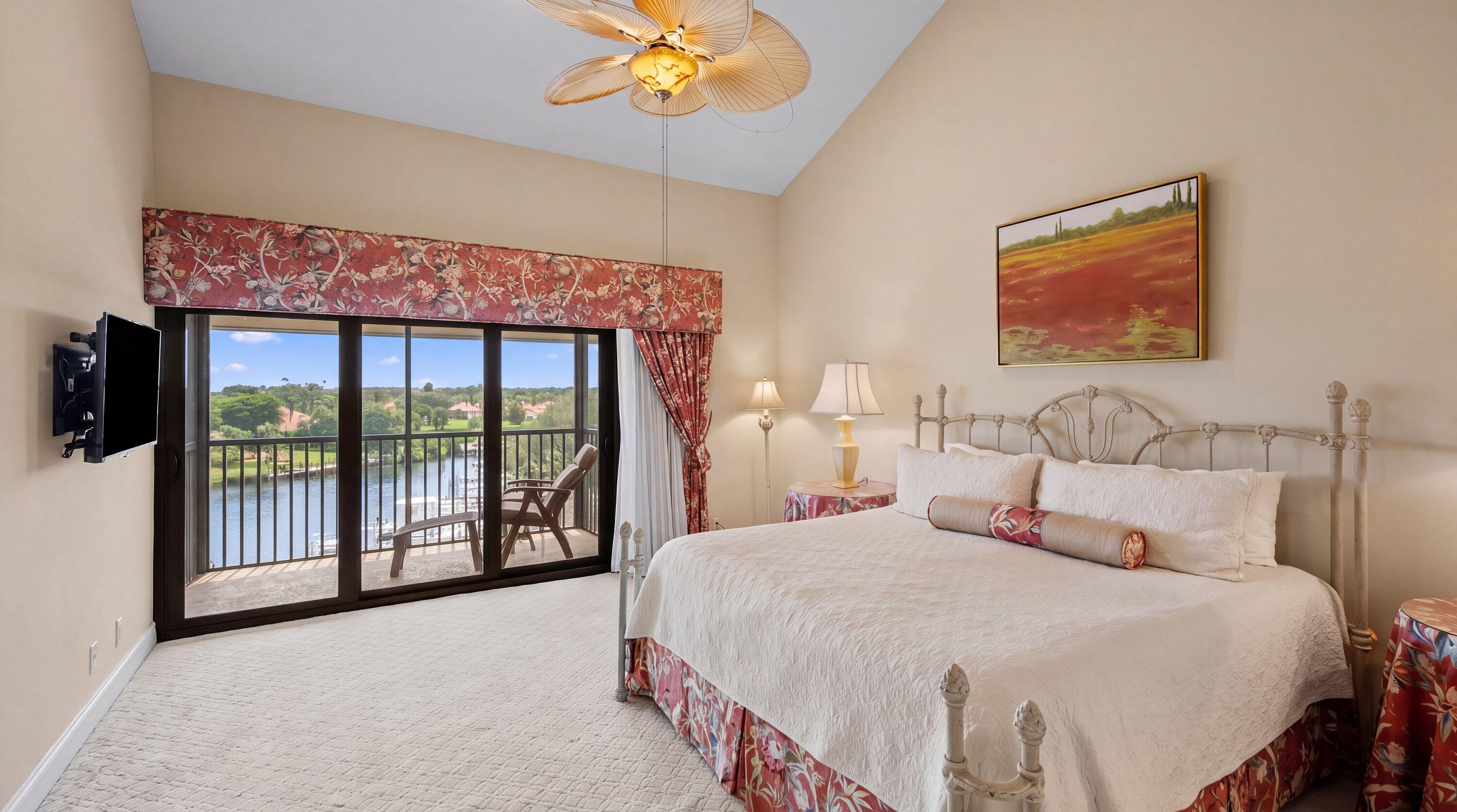 16910 BAY #E501, Jupiter FL 33477
