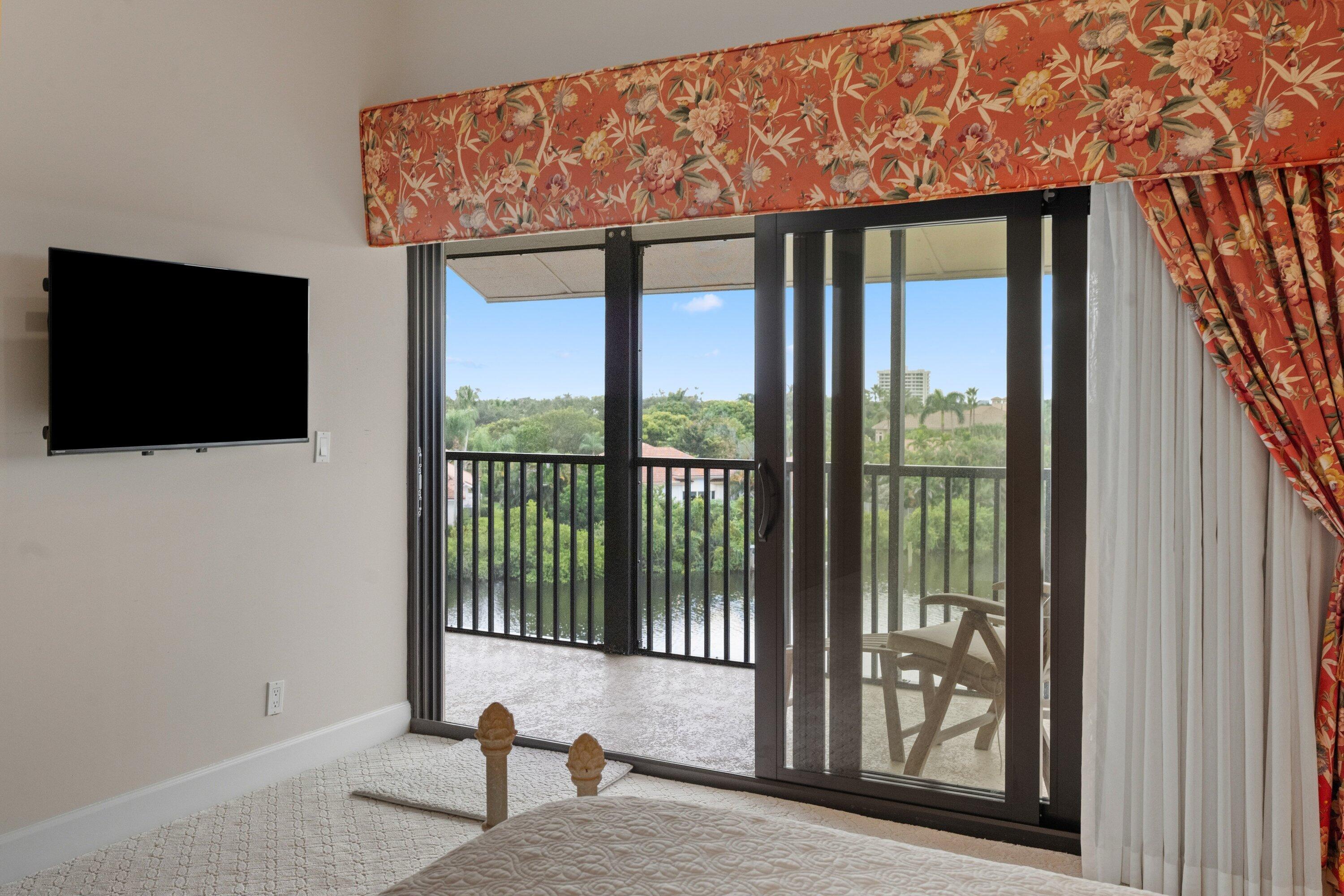 16910 BAY #E501, Jupiter FL 33477