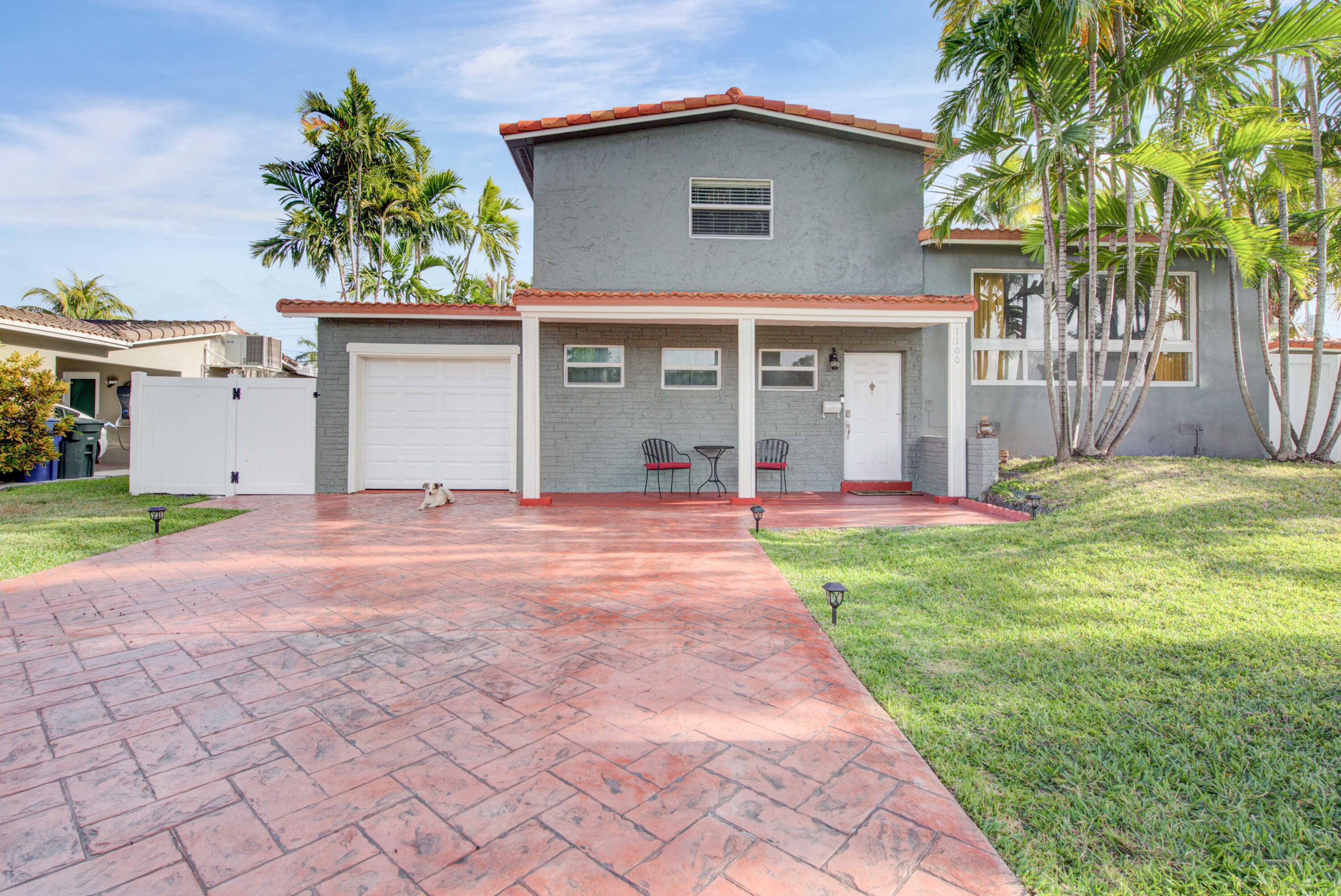 1100 NE 4TH, Hallandale Beach FL 33009