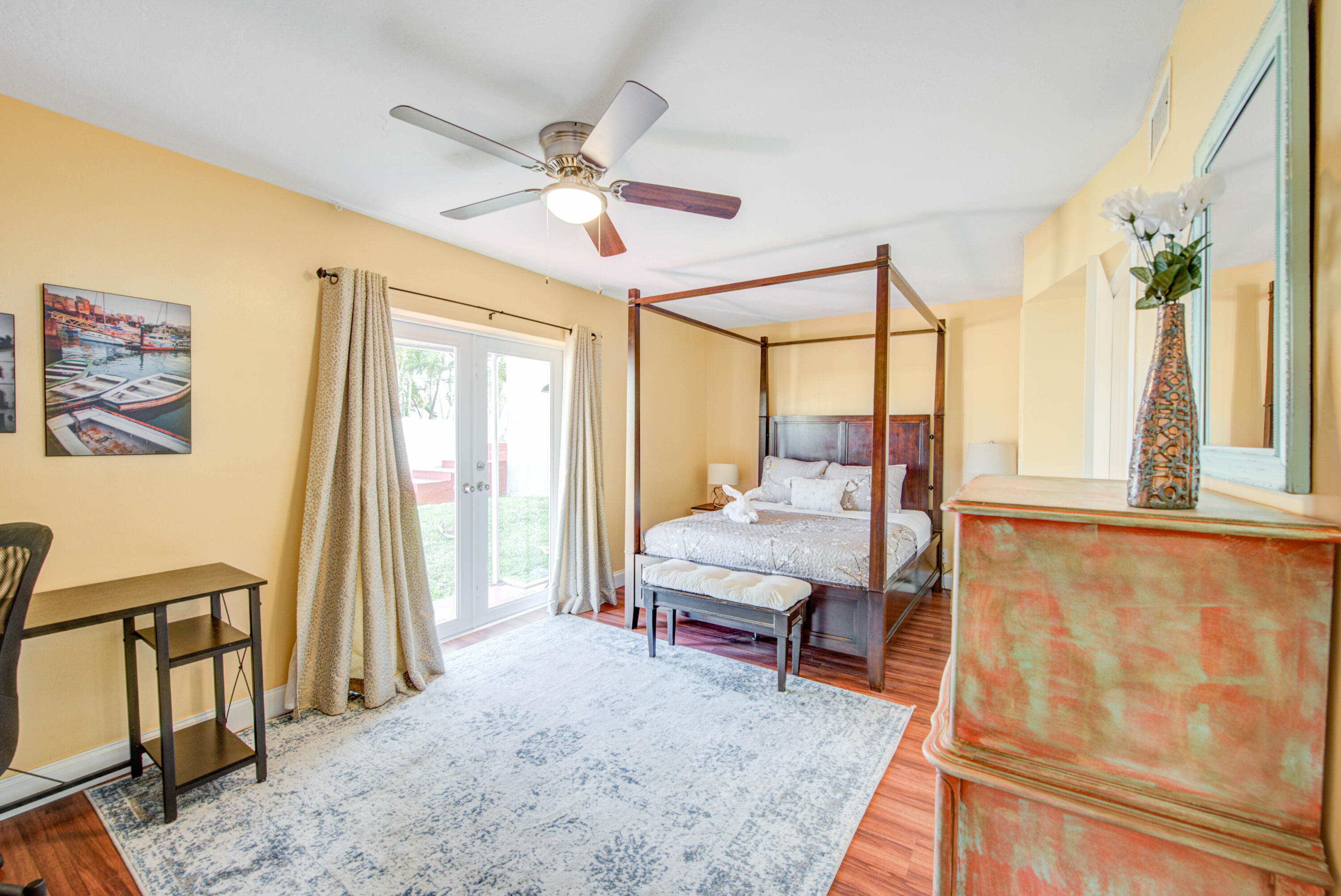 1100 NE 4TH, Hallandale Beach FL 33009