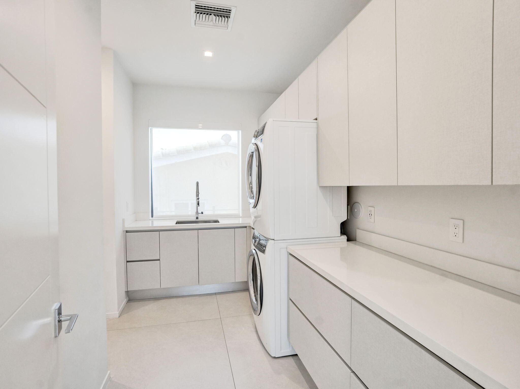 424 COCONUT ISLE, Fort Lauderdale FL 33301