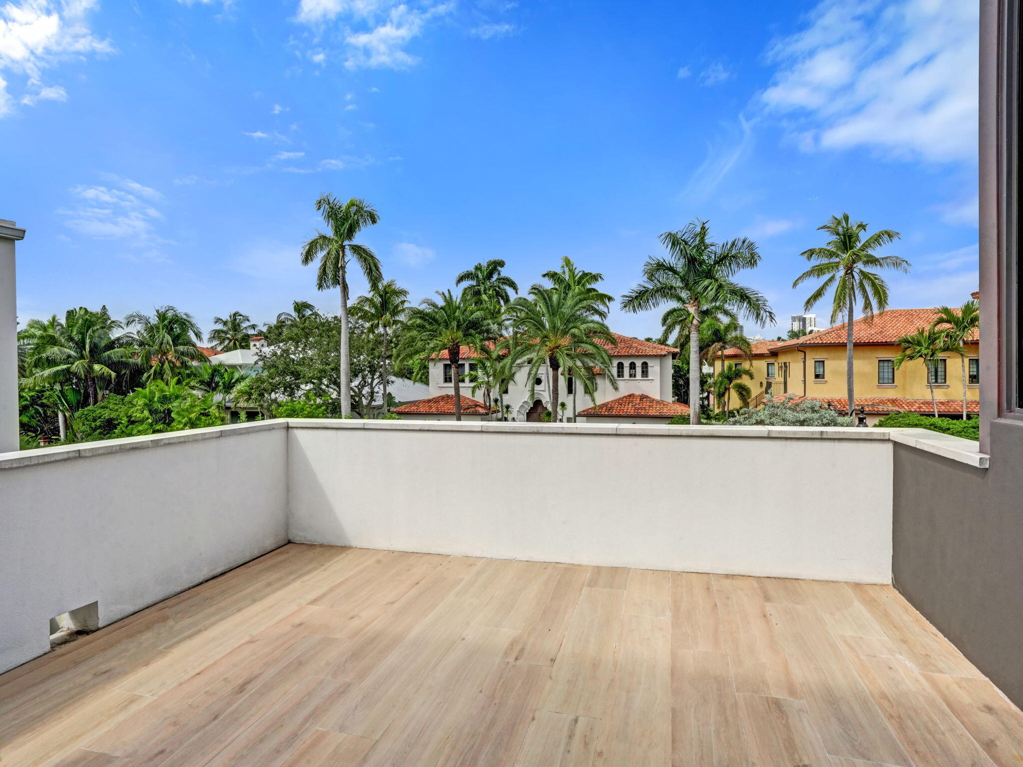 424 COCONUT ISLE, Fort Lauderdale FL 33301