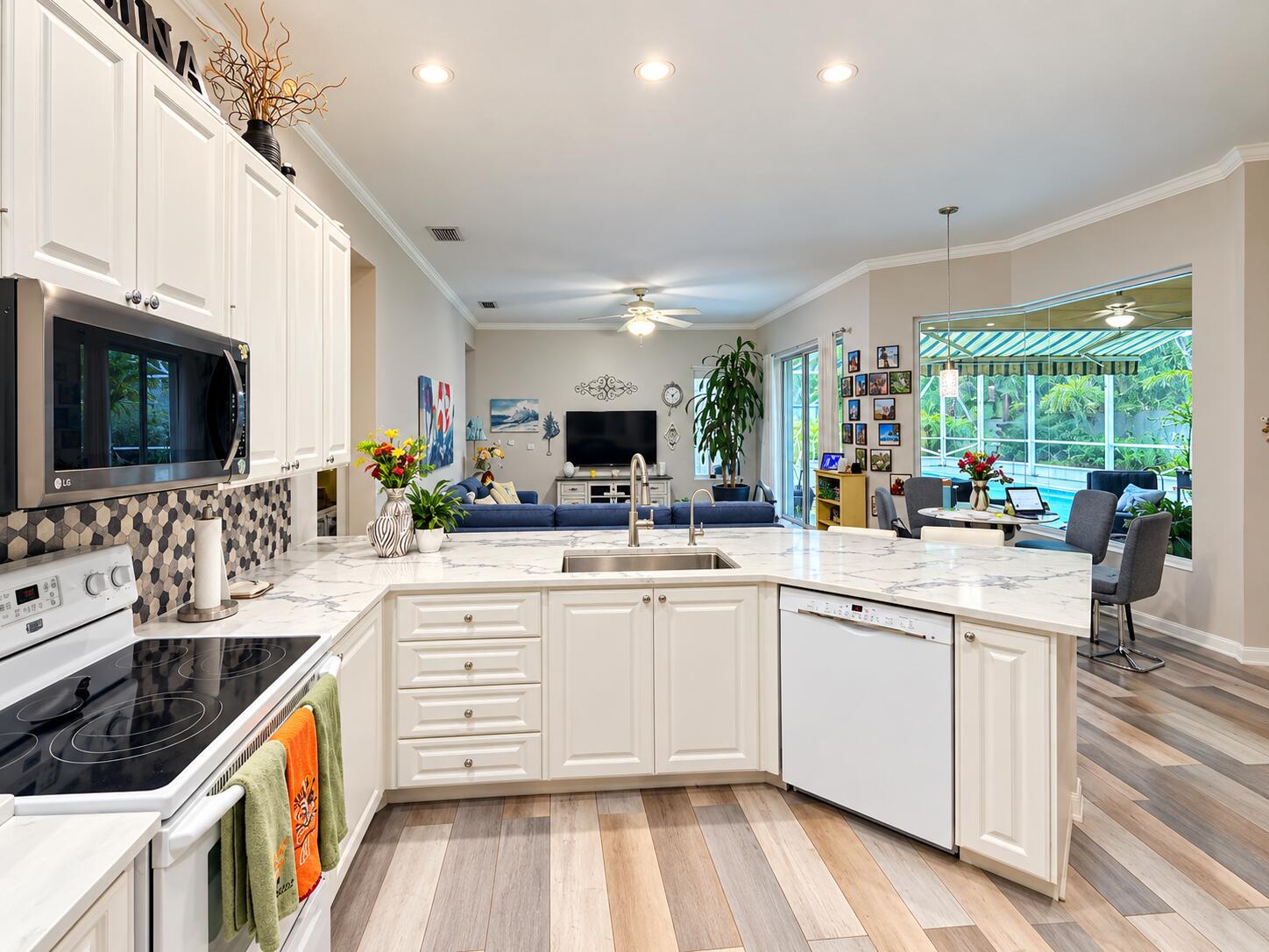 2172 VERO BEACH, West Palm Beach FL 33411