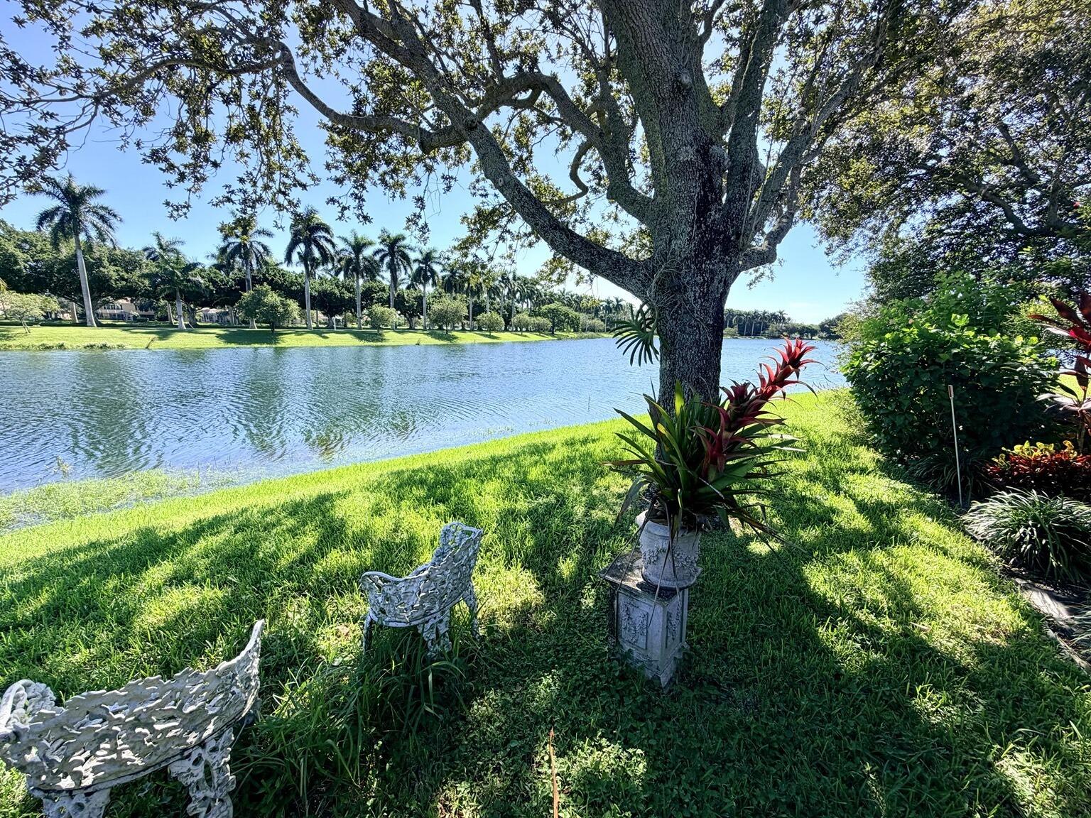 2172 VERO BEACH, West Palm Beach FL 33411