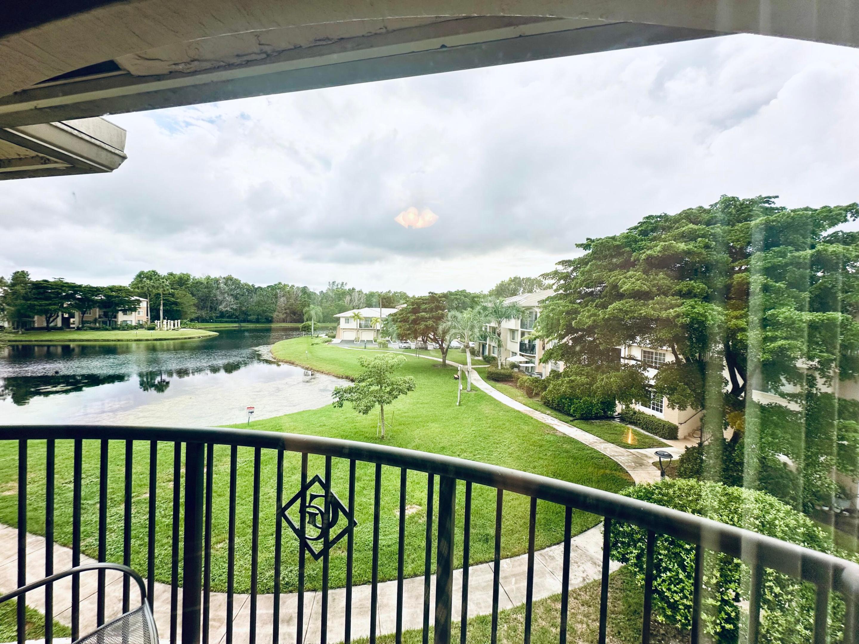 500 N CRESTWOOD #519, Royal Palm Beach FL 33411