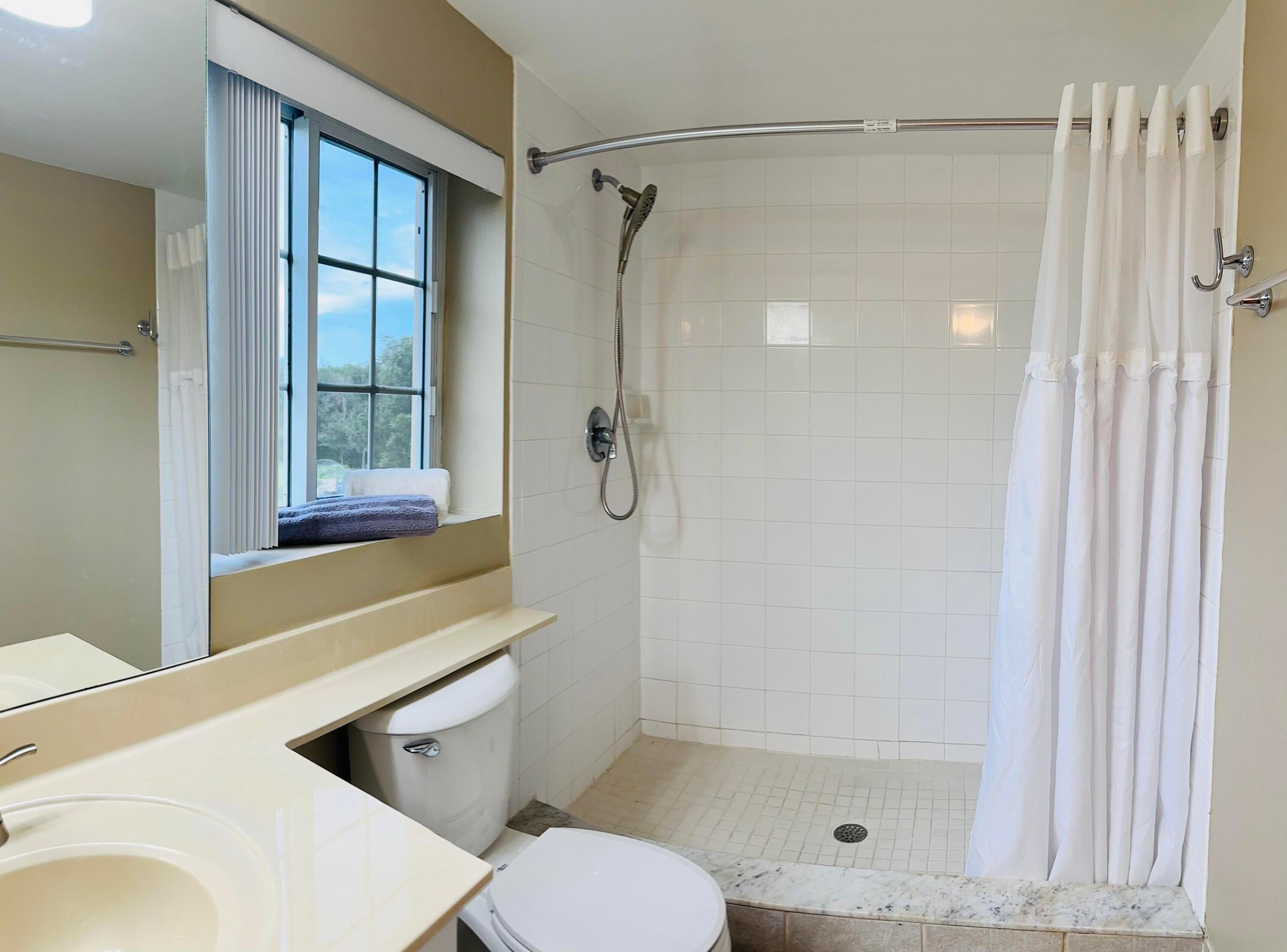 500 N CRESTWOOD #519, Royal Palm Beach FL 33411