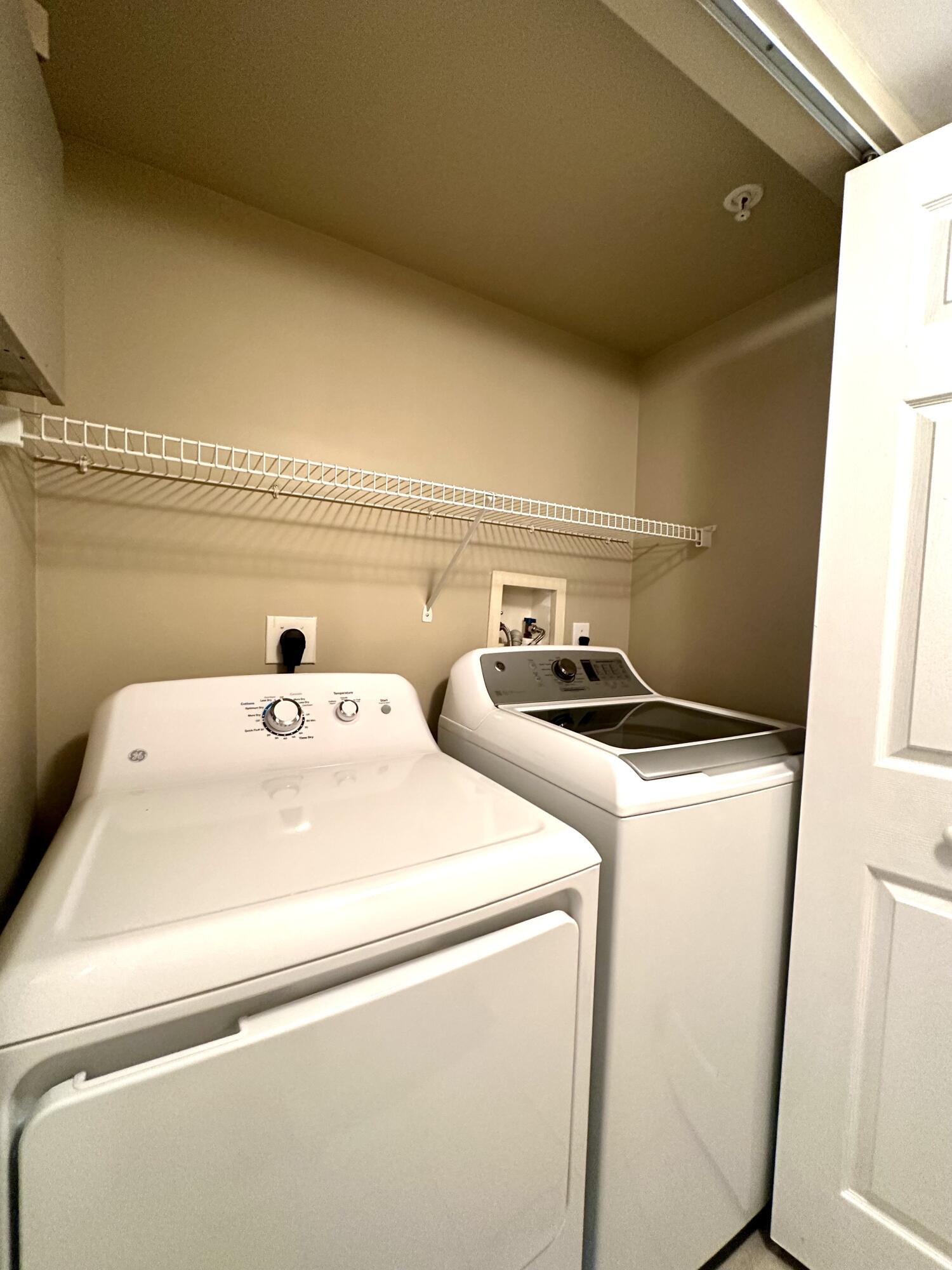 500 N CRESTWOOD #519, Royal Palm Beach FL 33411