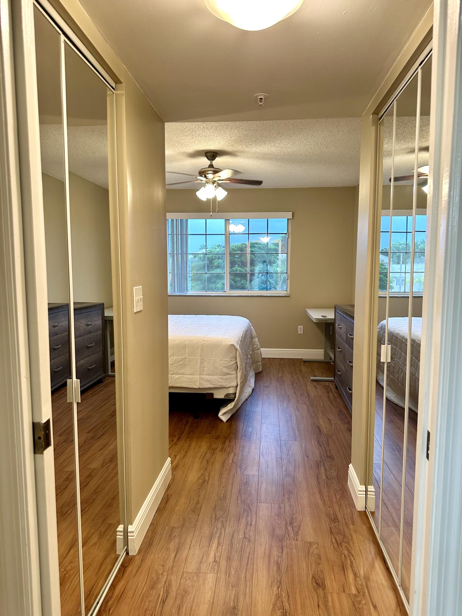 500 N CRESTWOOD #519, Royal Palm Beach FL 33411