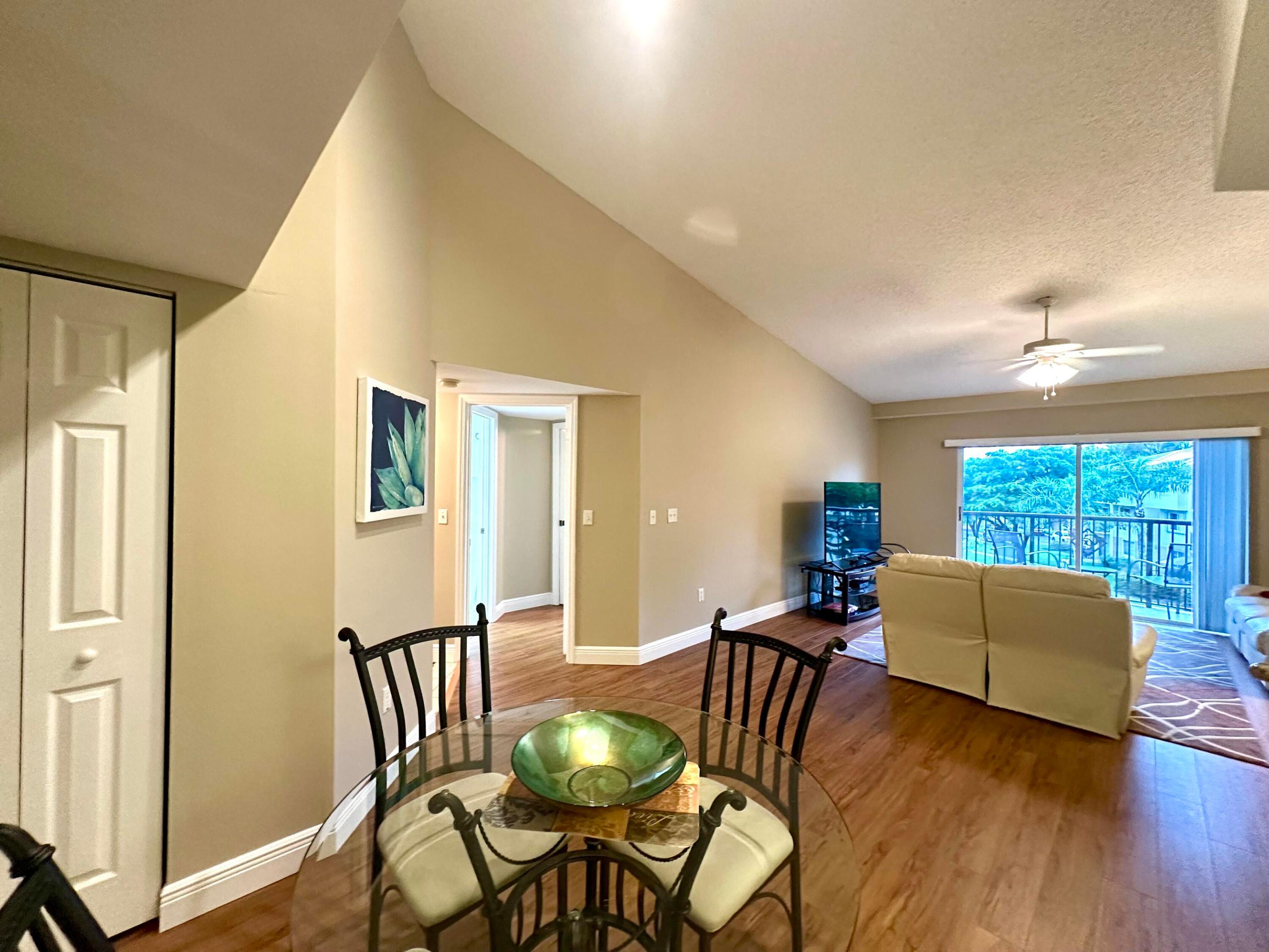 500 N CRESTWOOD #519, Royal Palm Beach FL 33411