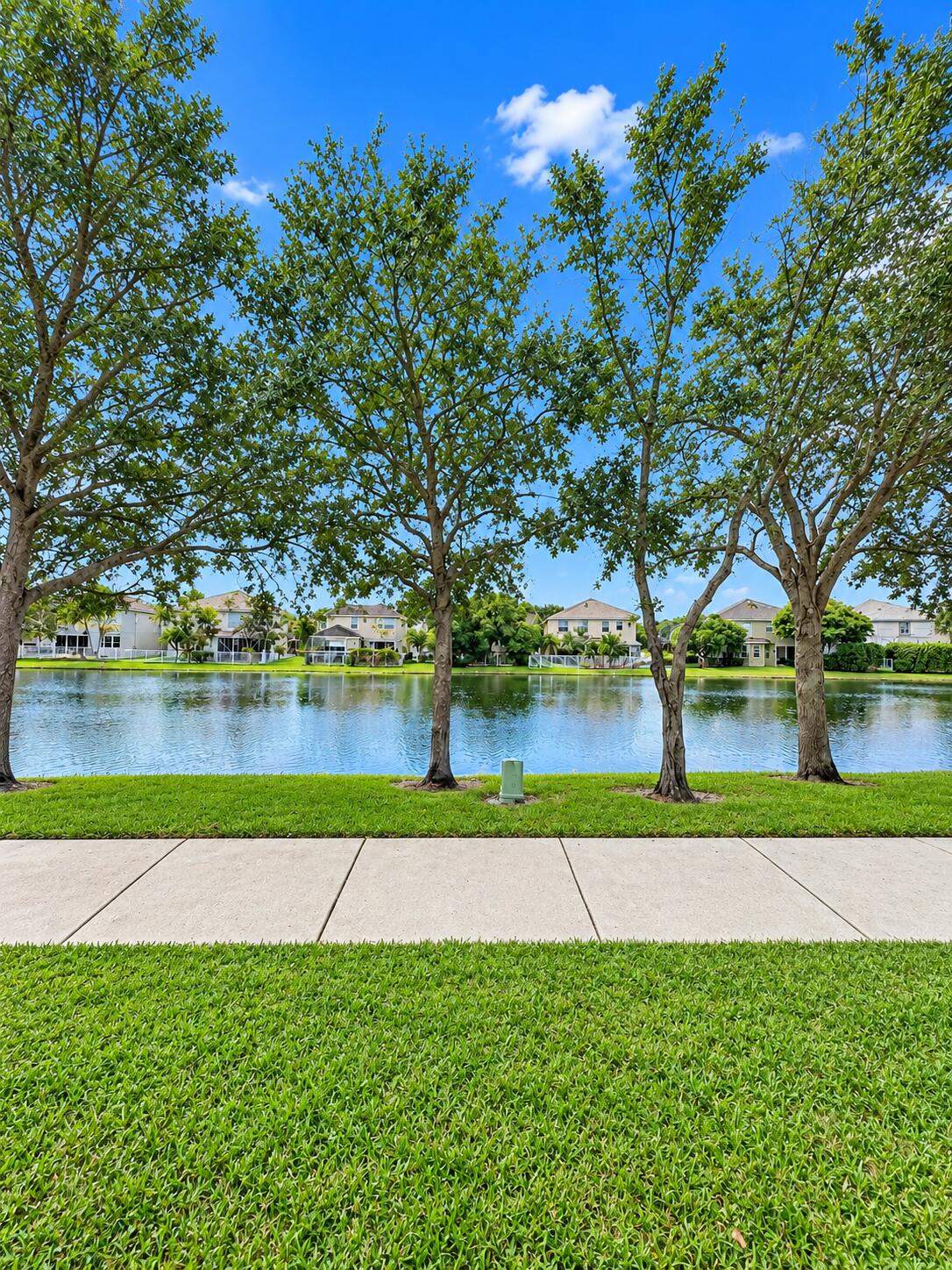 2247 SHOMA #2247, Royal Palm Beach FL 33414