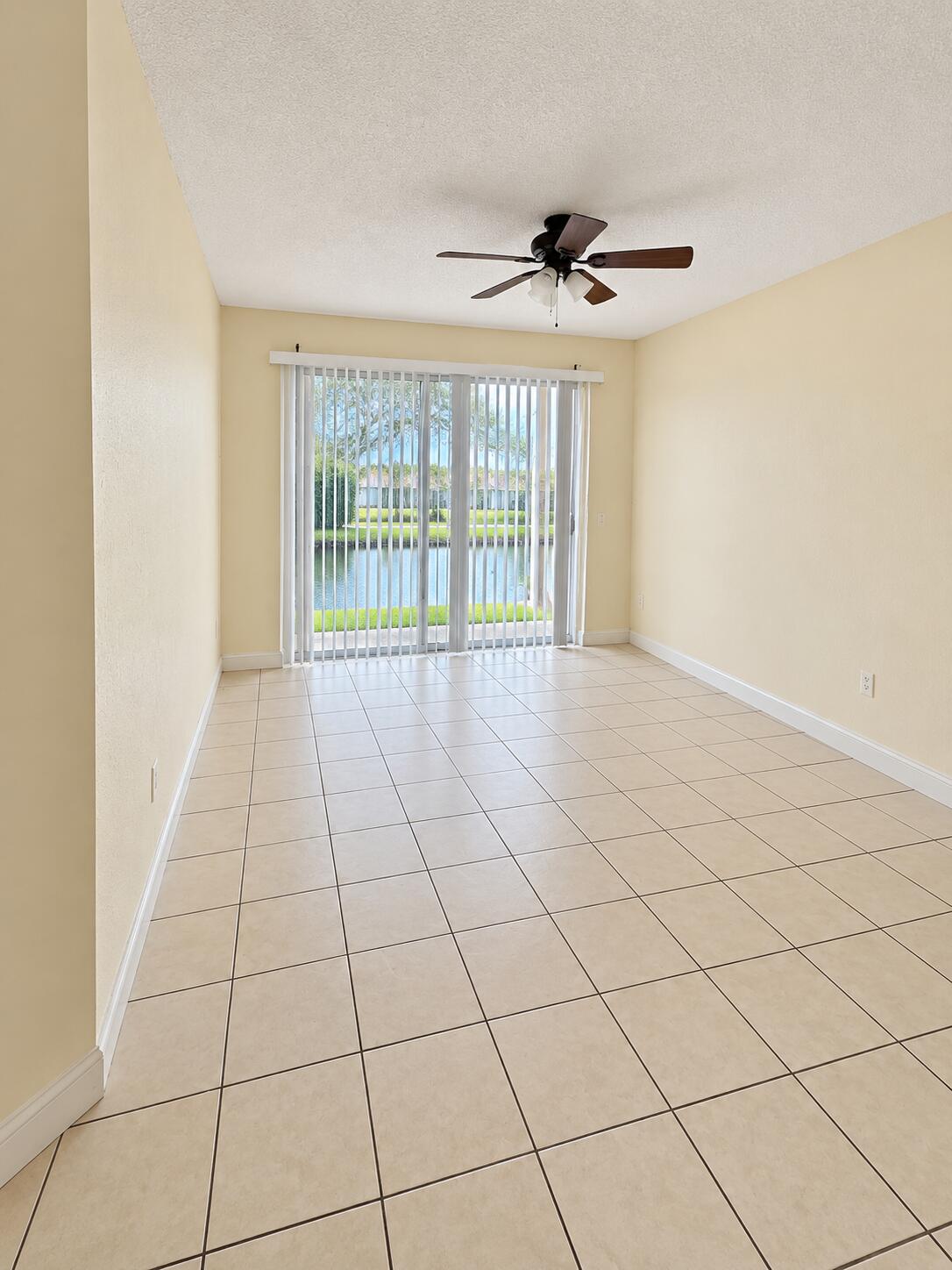 2247 SHOMA #2247, Royal Palm Beach FL 33414