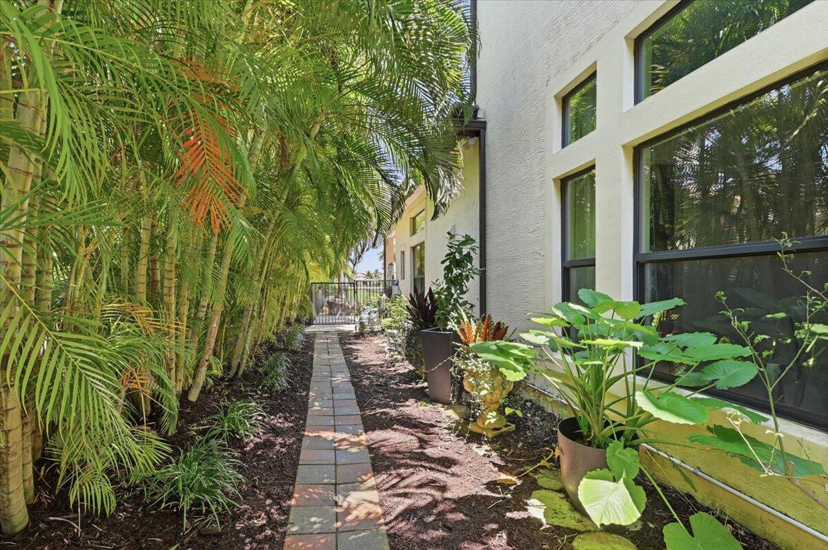 9769 Bozzano, Delray Beach FL 33446