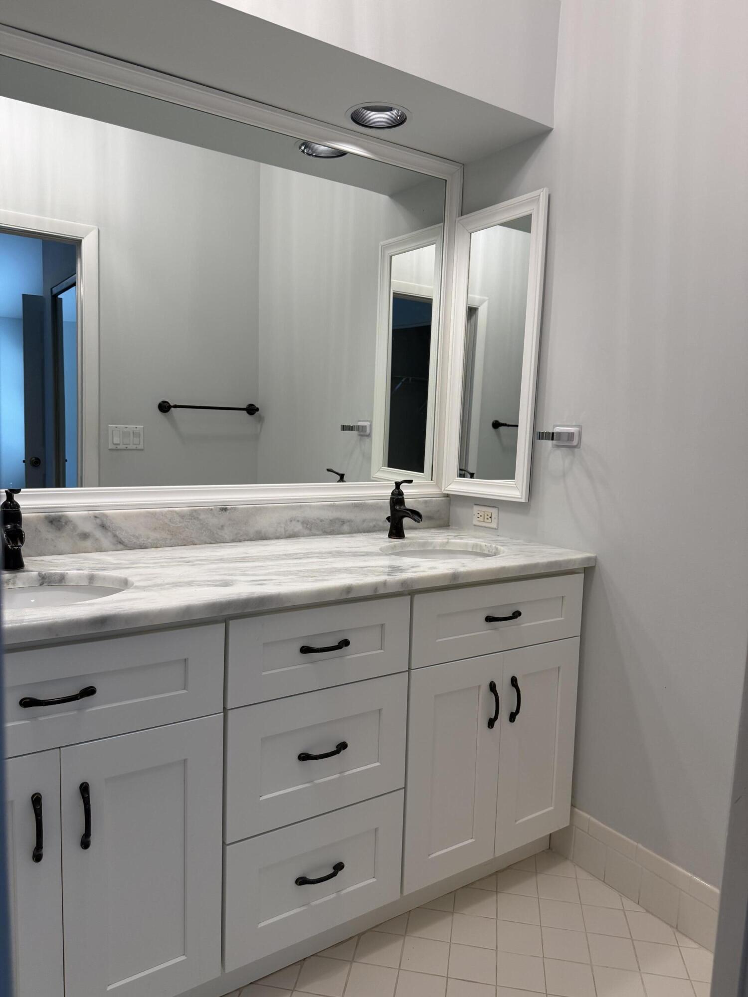 10174 PLUM, Palm Beach Gardens FL 33410