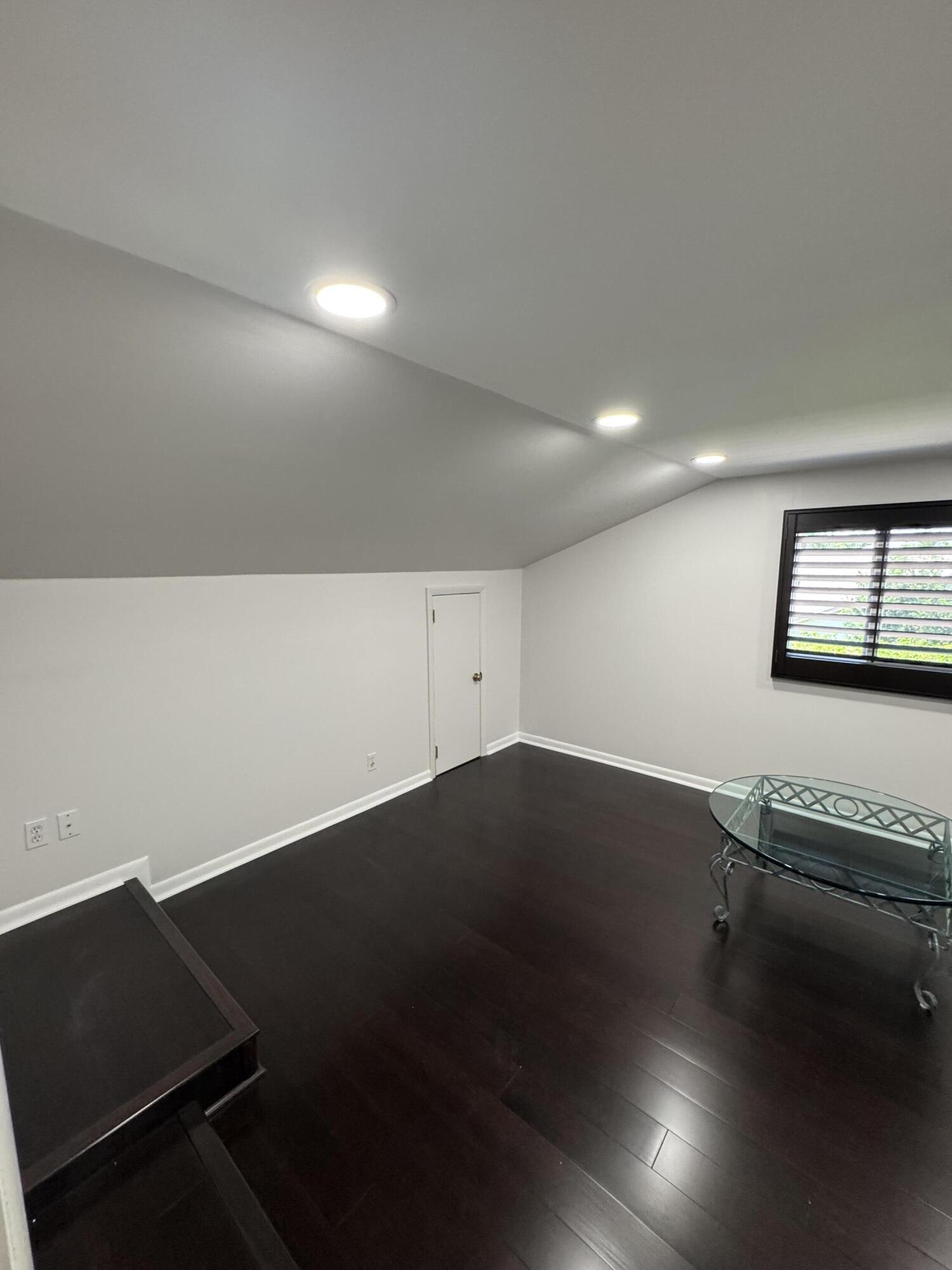355 SE 7TH, Dania Beach FL 33004
