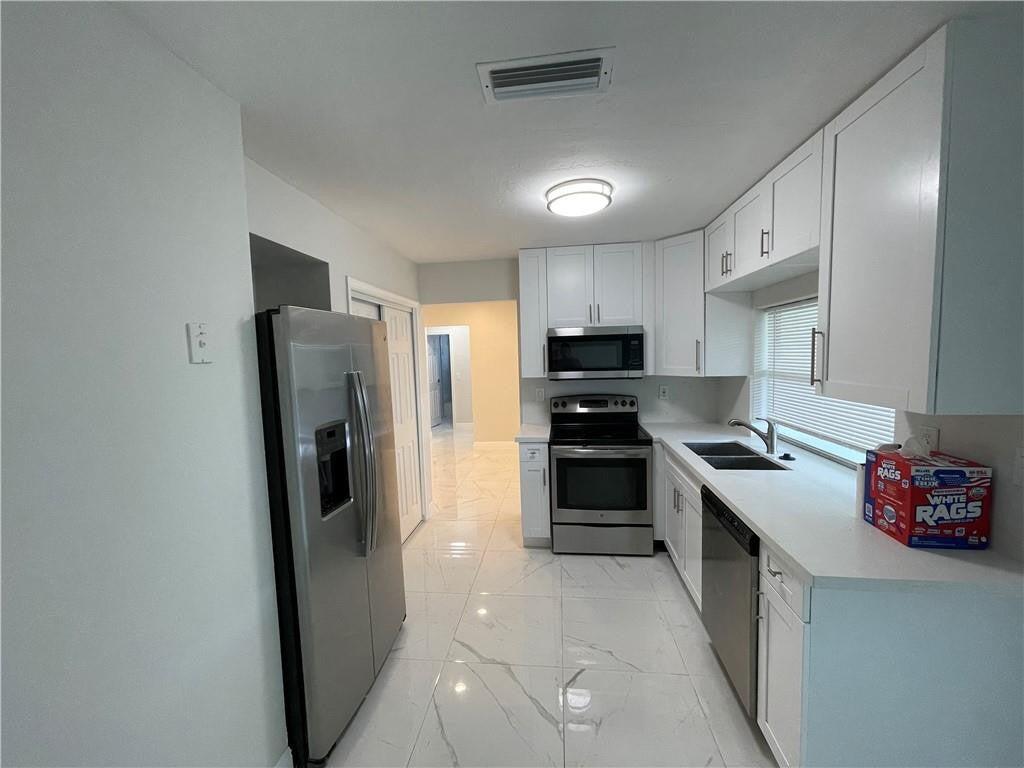 2273 NW 81ST, Sunrise FL 33322