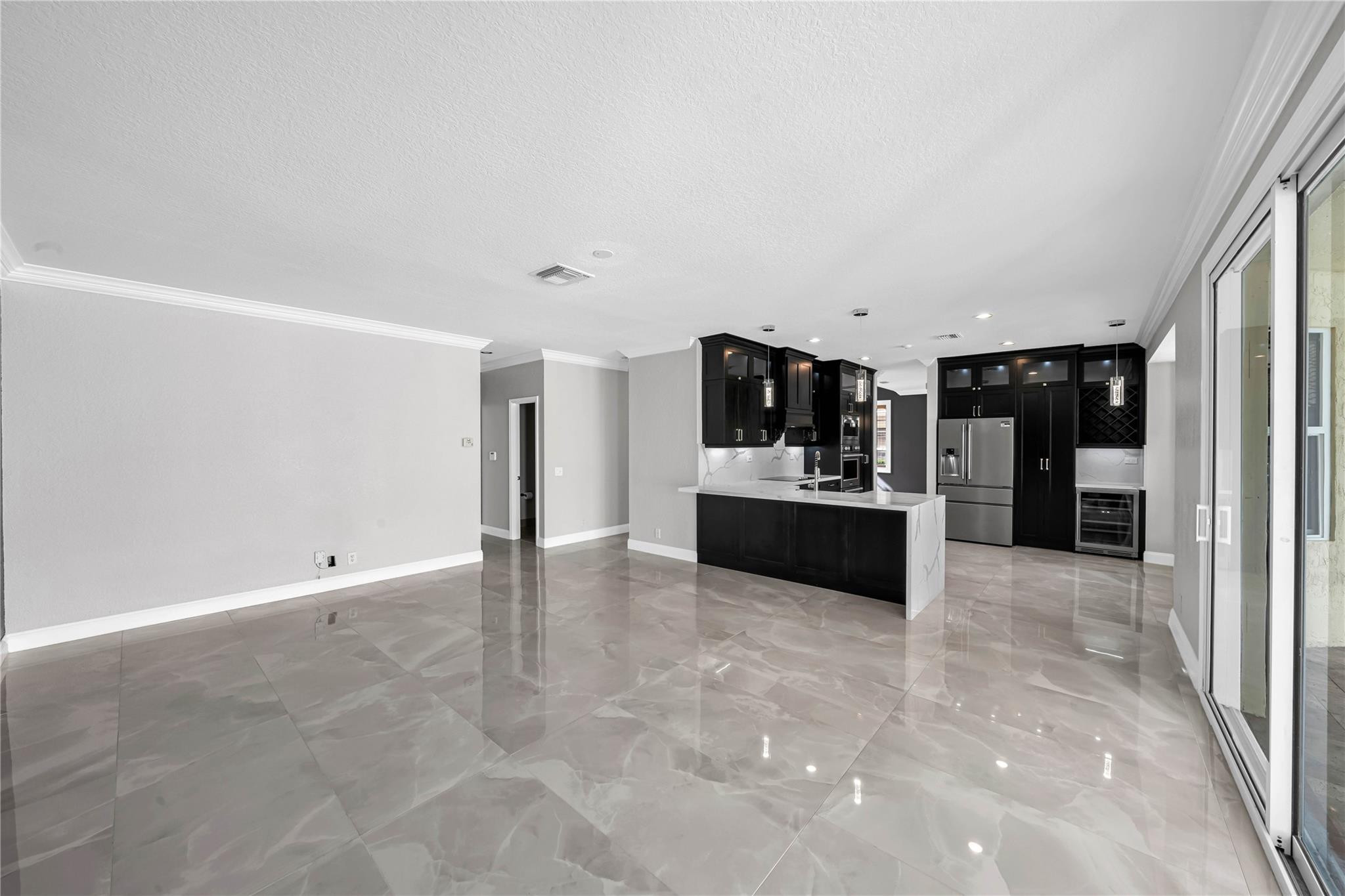 132 CAMERON, Weston FL 33326