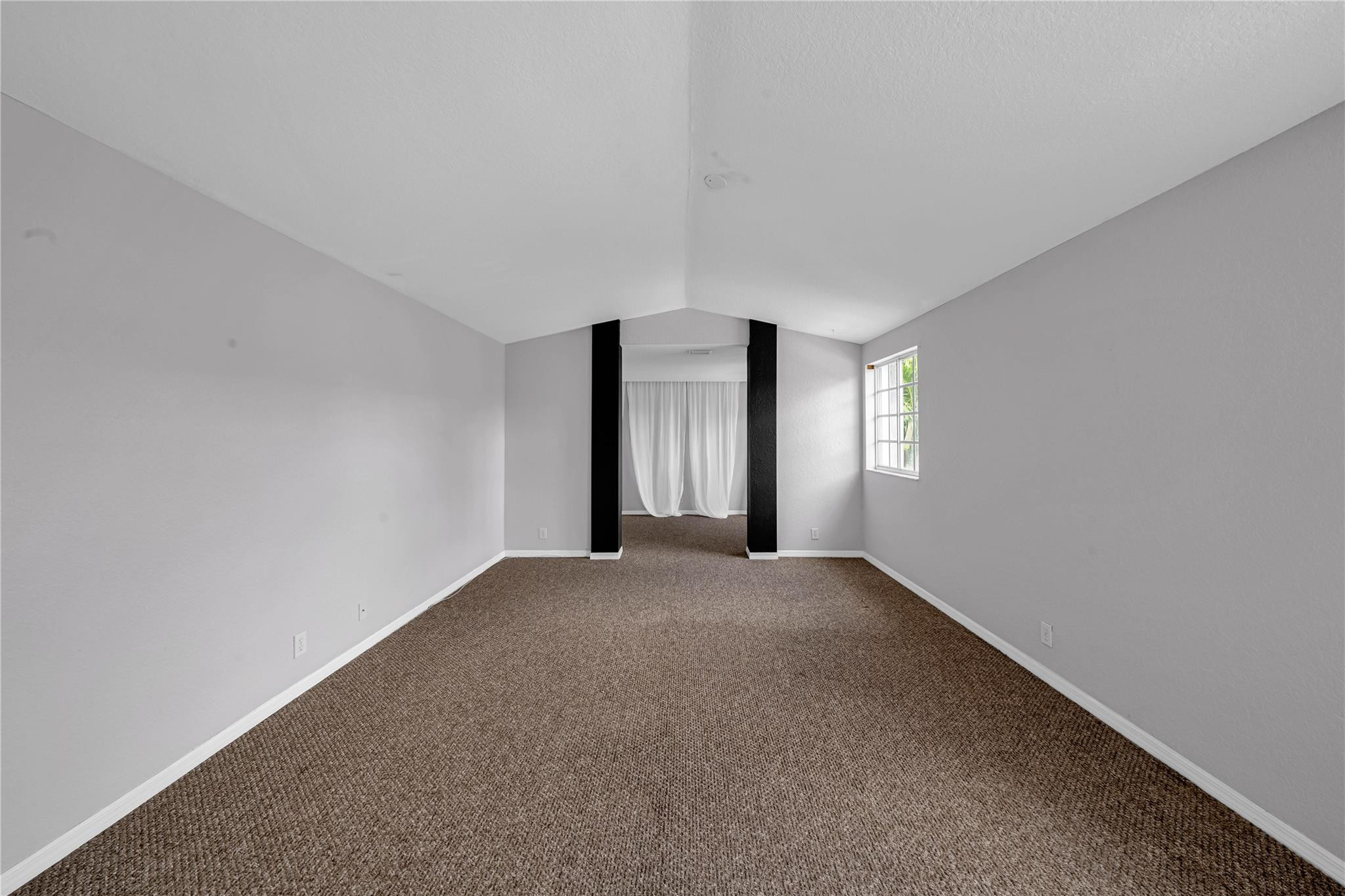 132 CAMERON, Weston FL 33326