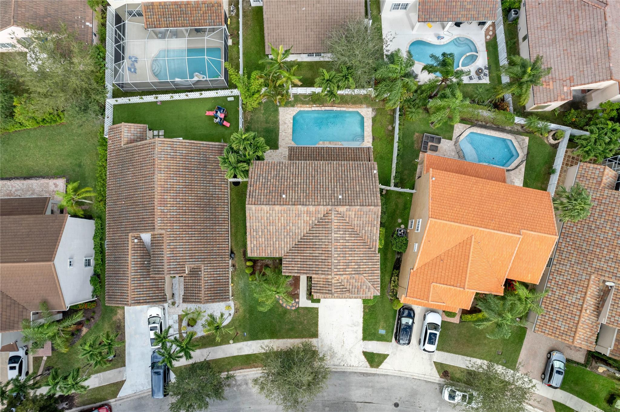 132 CAMERON, Weston FL 33326