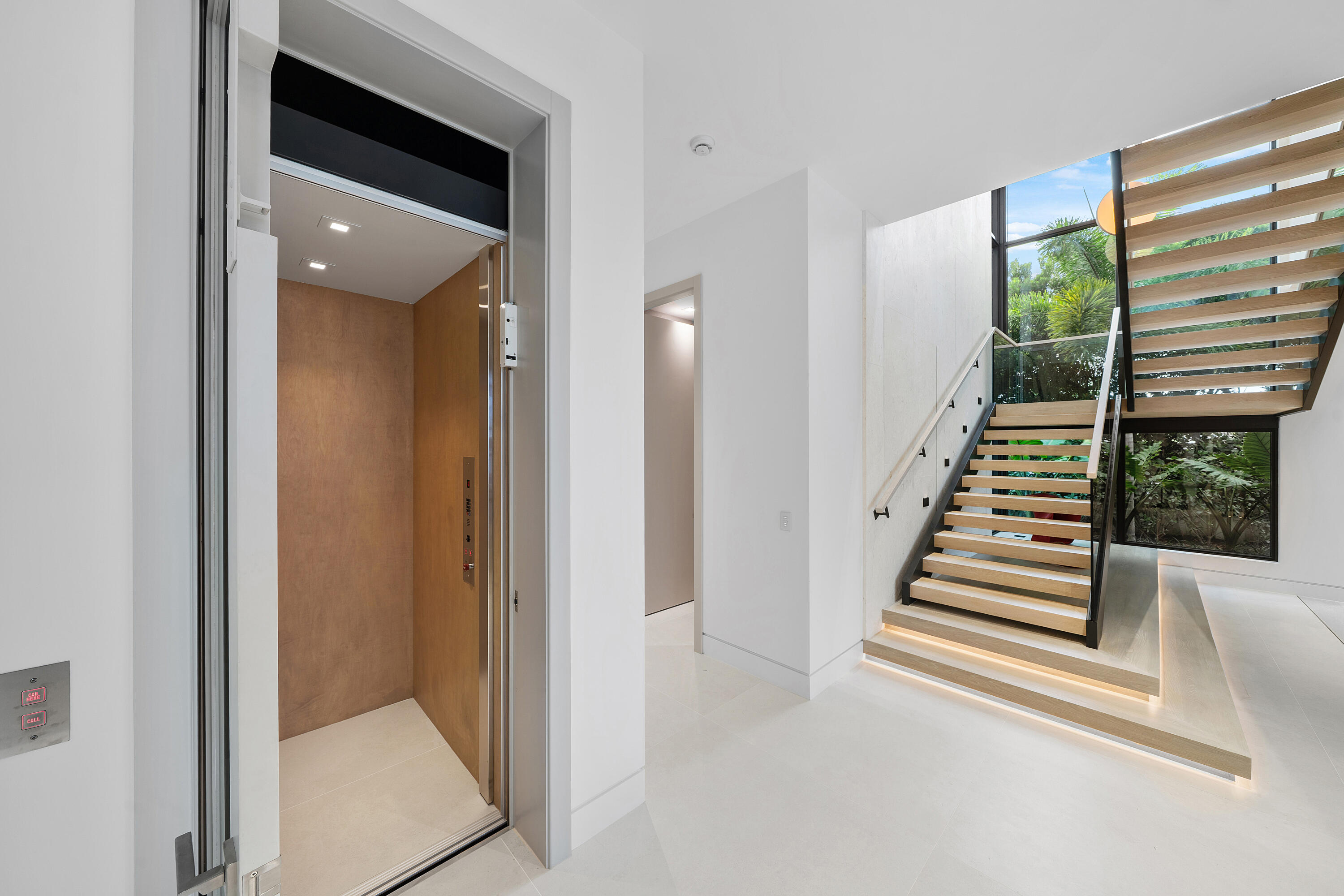 829 ORCHID, Boca Raton FL 33432