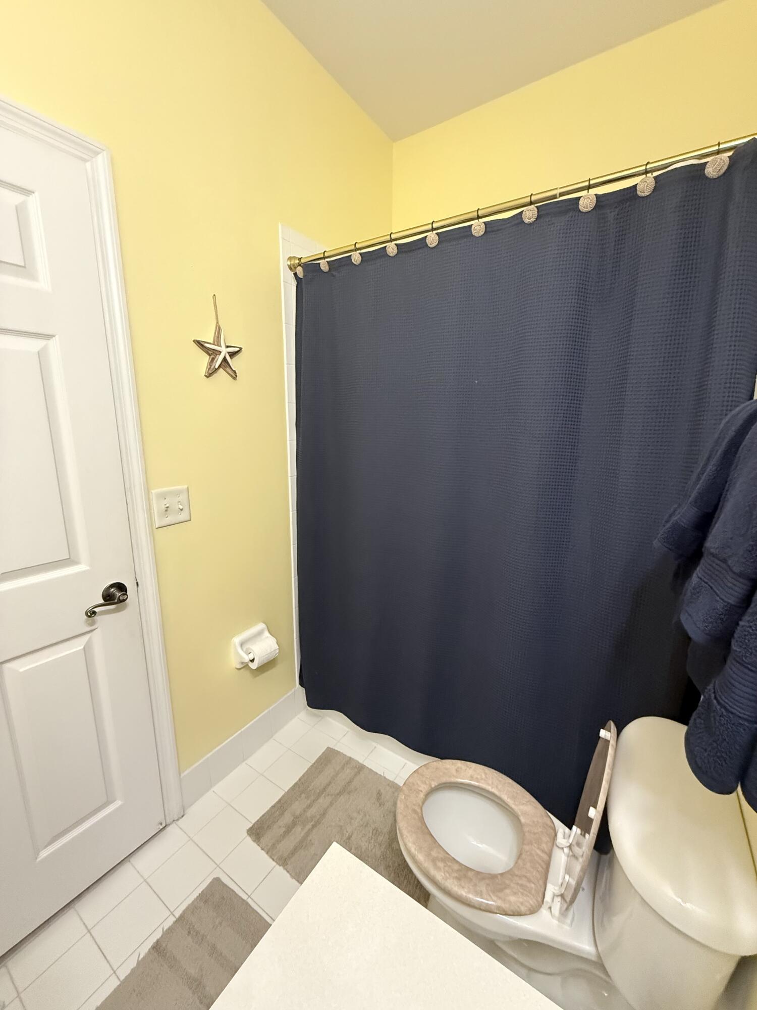 105 Lighthouse #H, Tequesta FL 33469