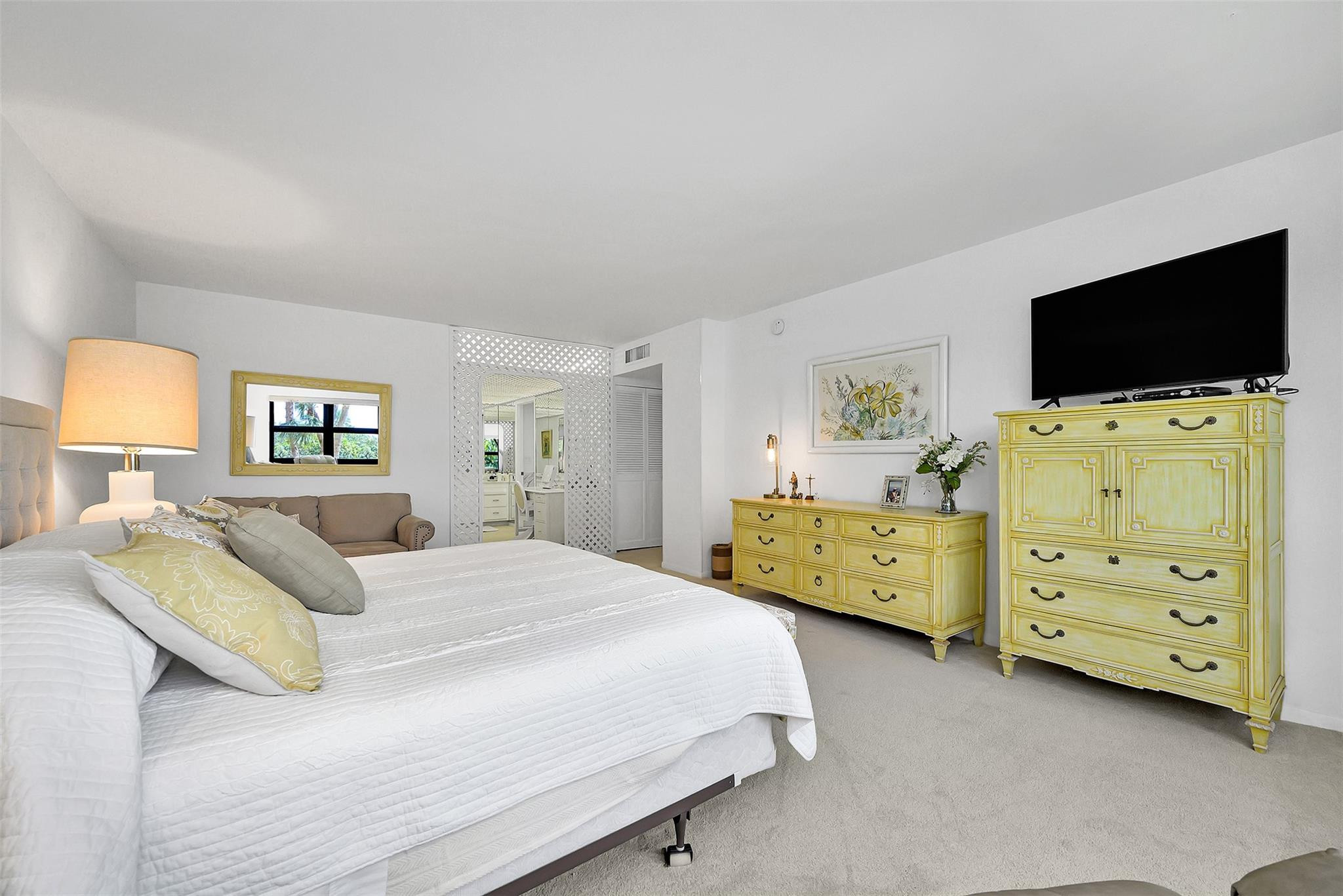 5100 N Ocean #309, Lauderdale By The Sea FL 33308