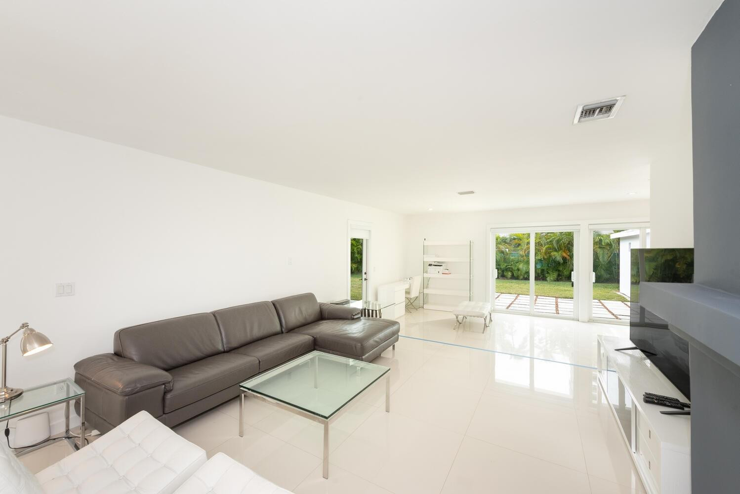 1040 N VENETIAN, Miami FL 33139
