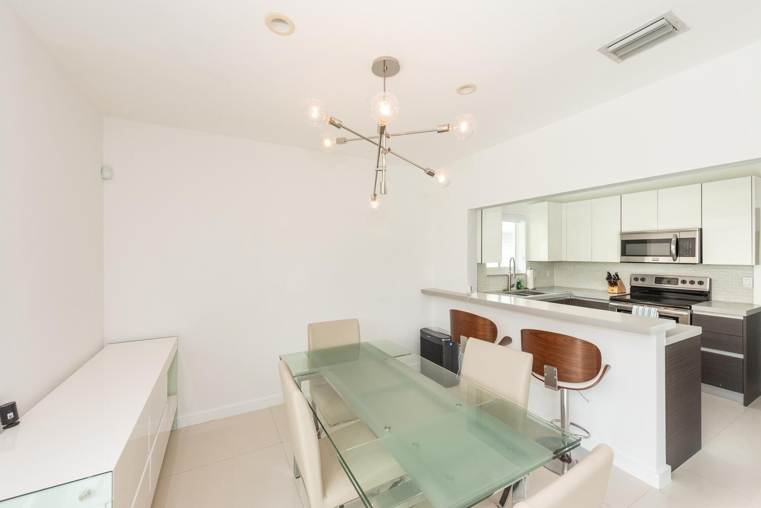 1040 N VENETIAN, Miami FL 33139