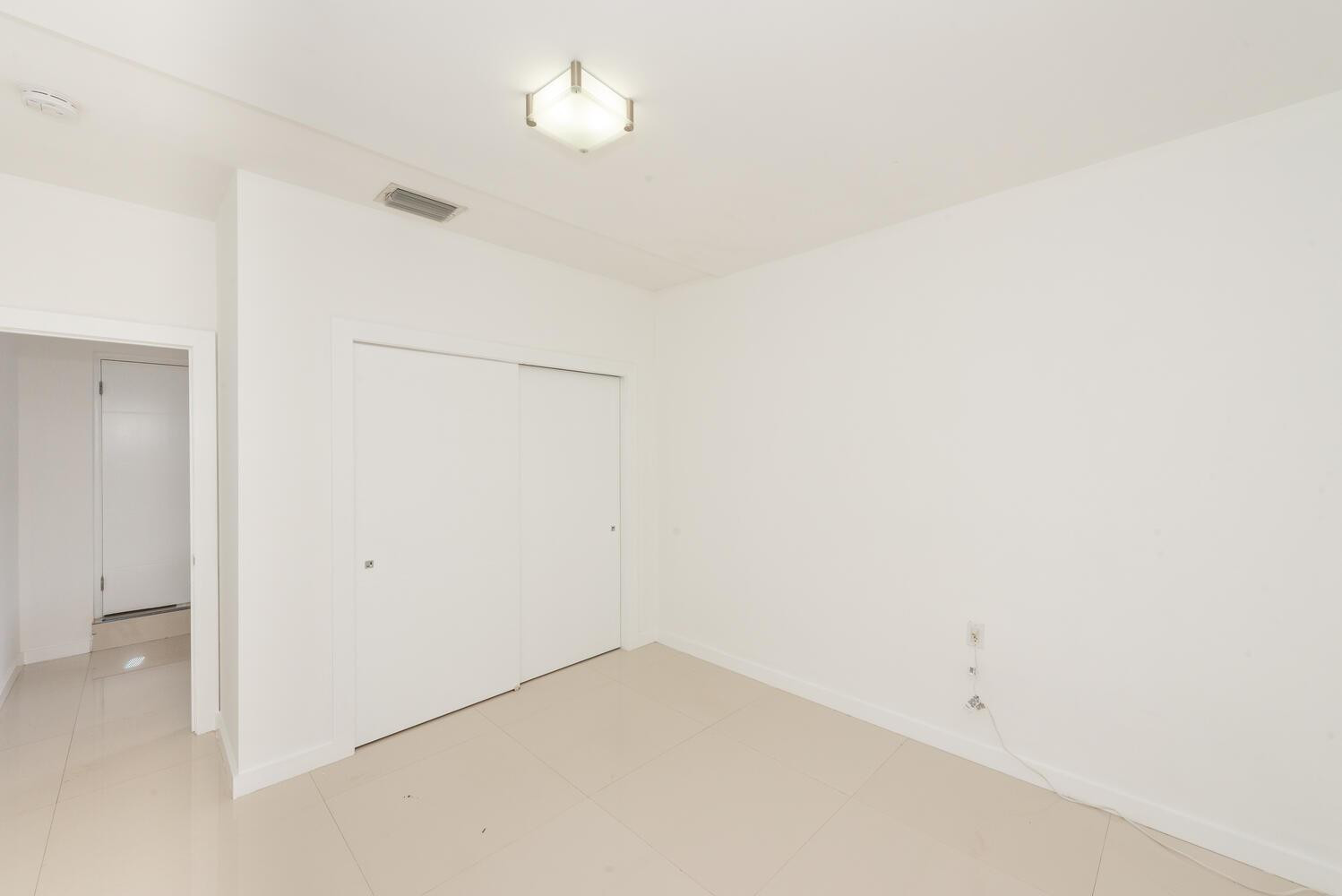 1040 N VENETIAN, Miami FL 33139