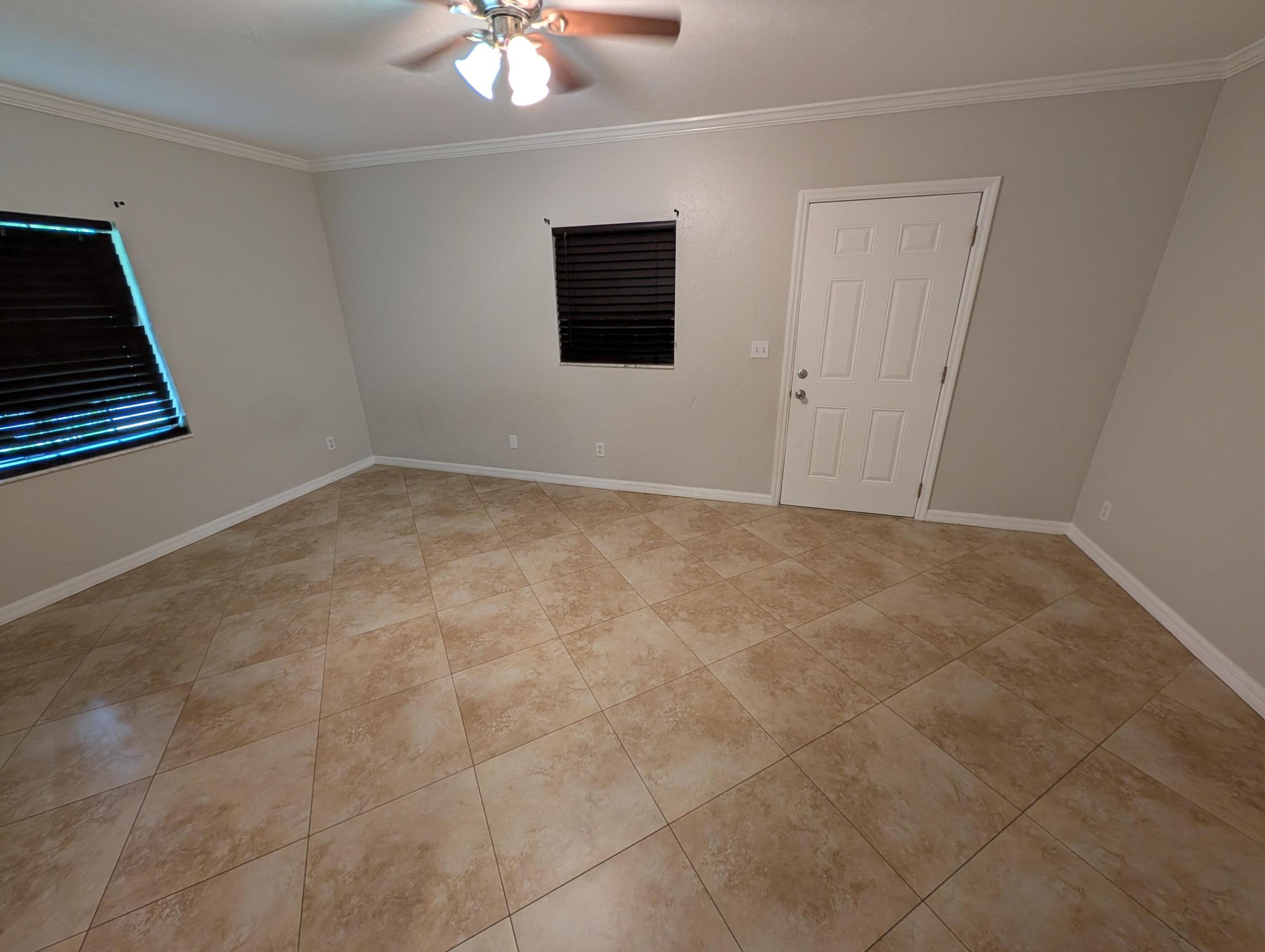 1215 N HAVERHILL, Haverhill FL 33417