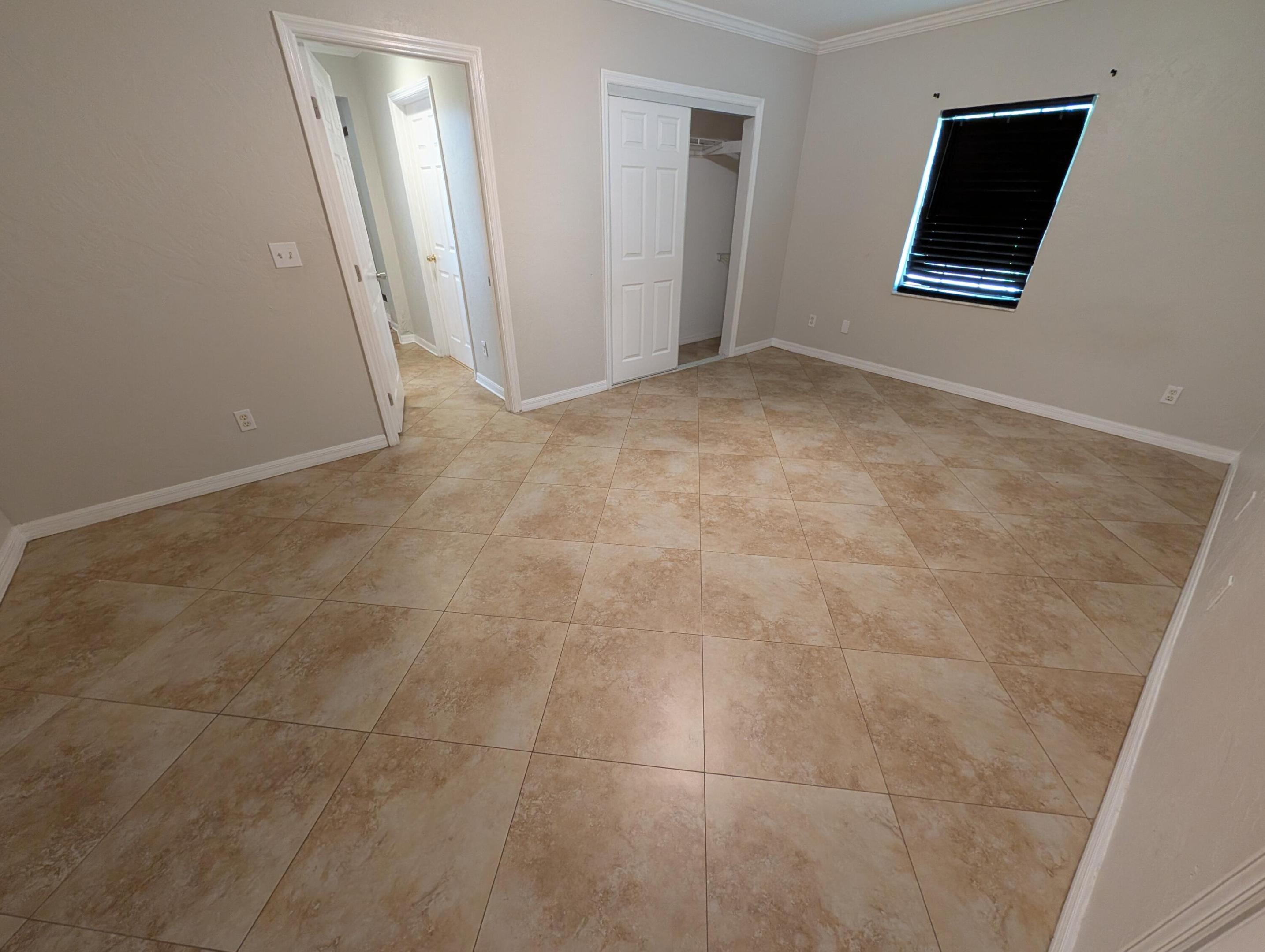 1215 N HAVERHILL, Haverhill FL 33417