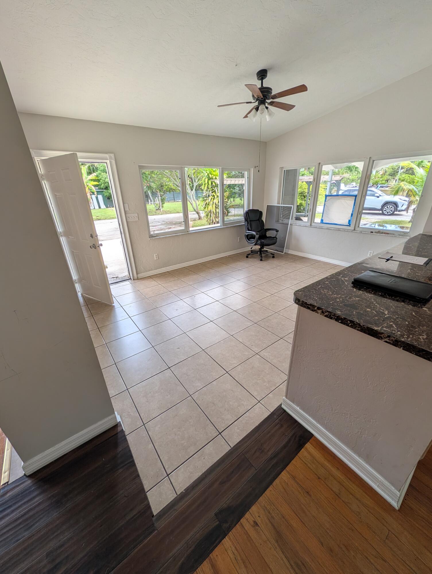 1215 N HAVERHILL, Haverhill FL 33417