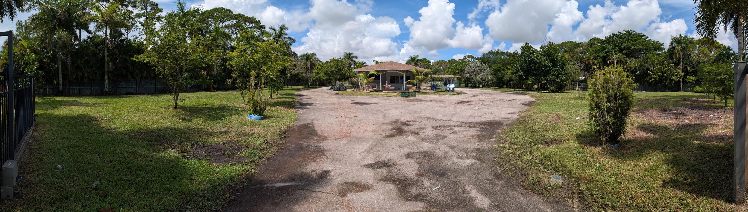 1215 N HAVERHILL, Haverhill FL 33417