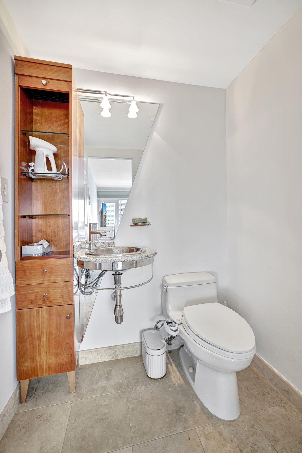 2100 S OCEAN #7CD, Fort Lauderdale FL 33316
