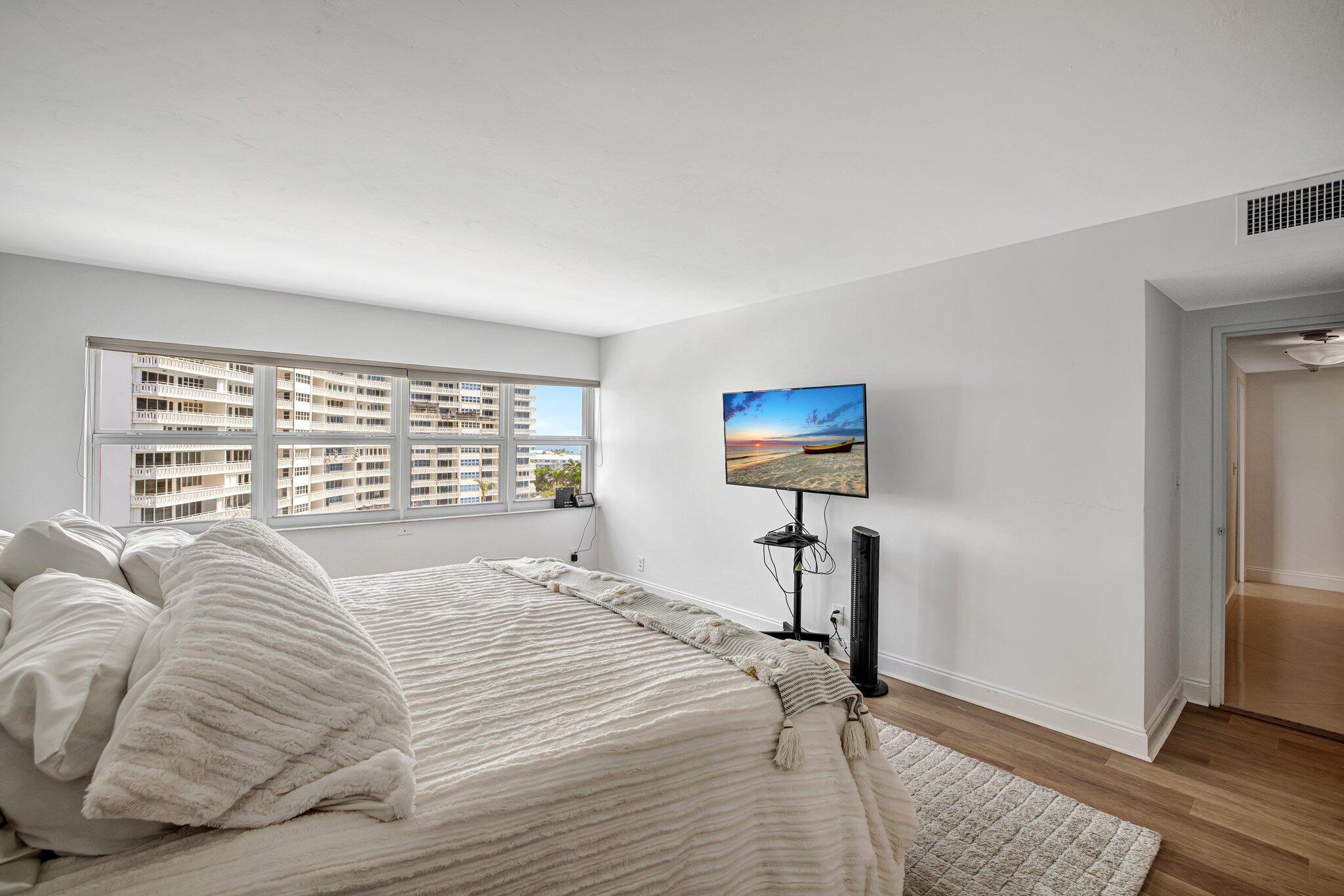 2100 S OCEAN #7CD, Fort Lauderdale FL 33316