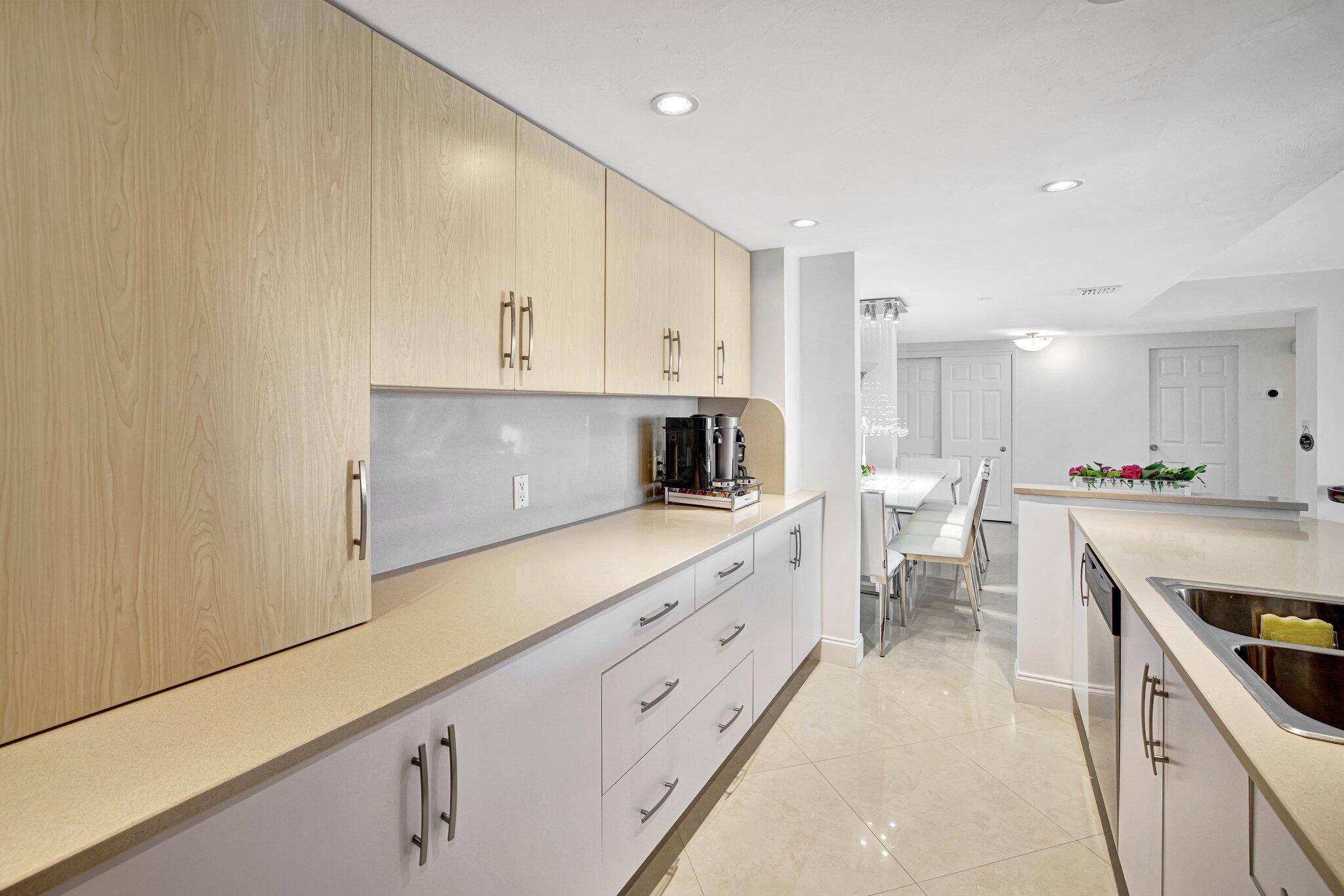 2100 S OCEAN #7CD, Fort Lauderdale FL 33316