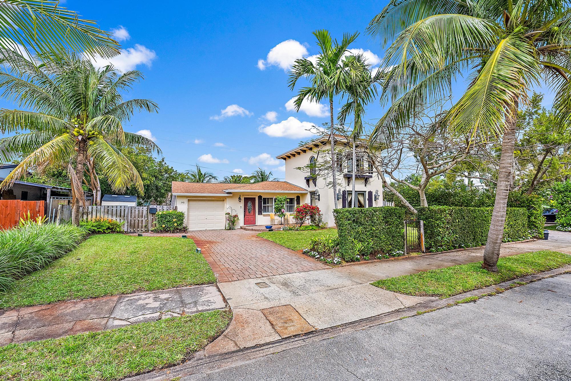 245 ARLINGTON, West Palm Beach FL 33405