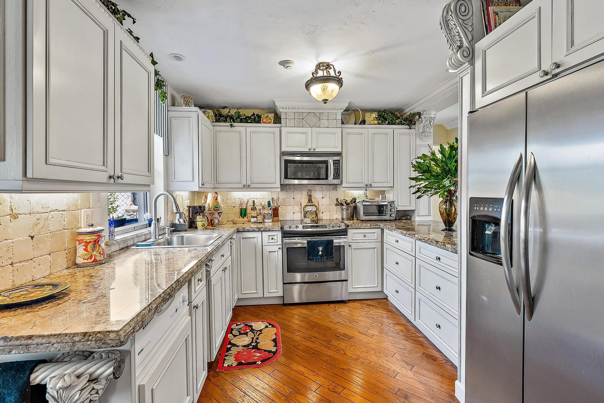 245 ARLINGTON, West Palm Beach FL 33405