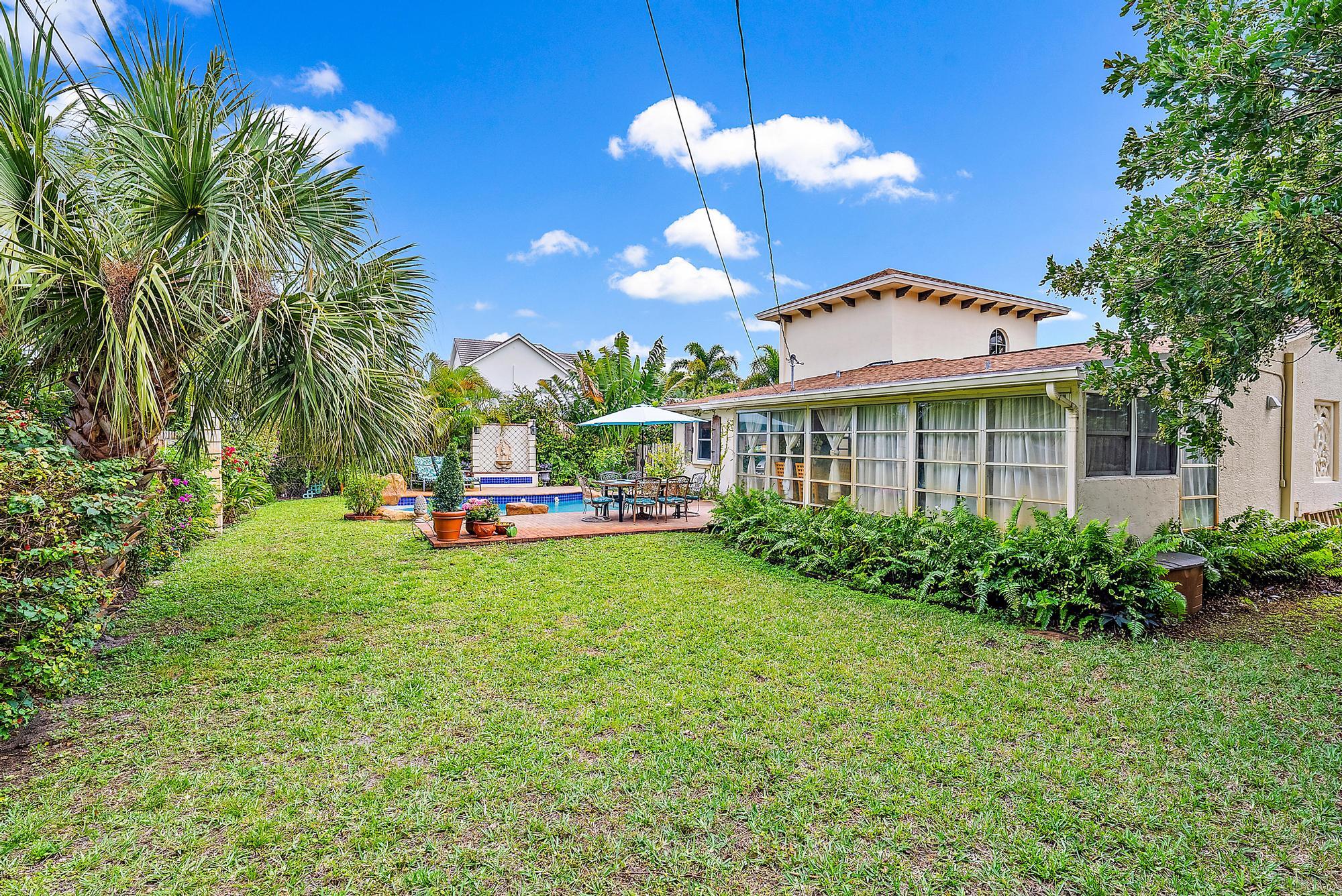 245 ARLINGTON, West Palm Beach FL 33405