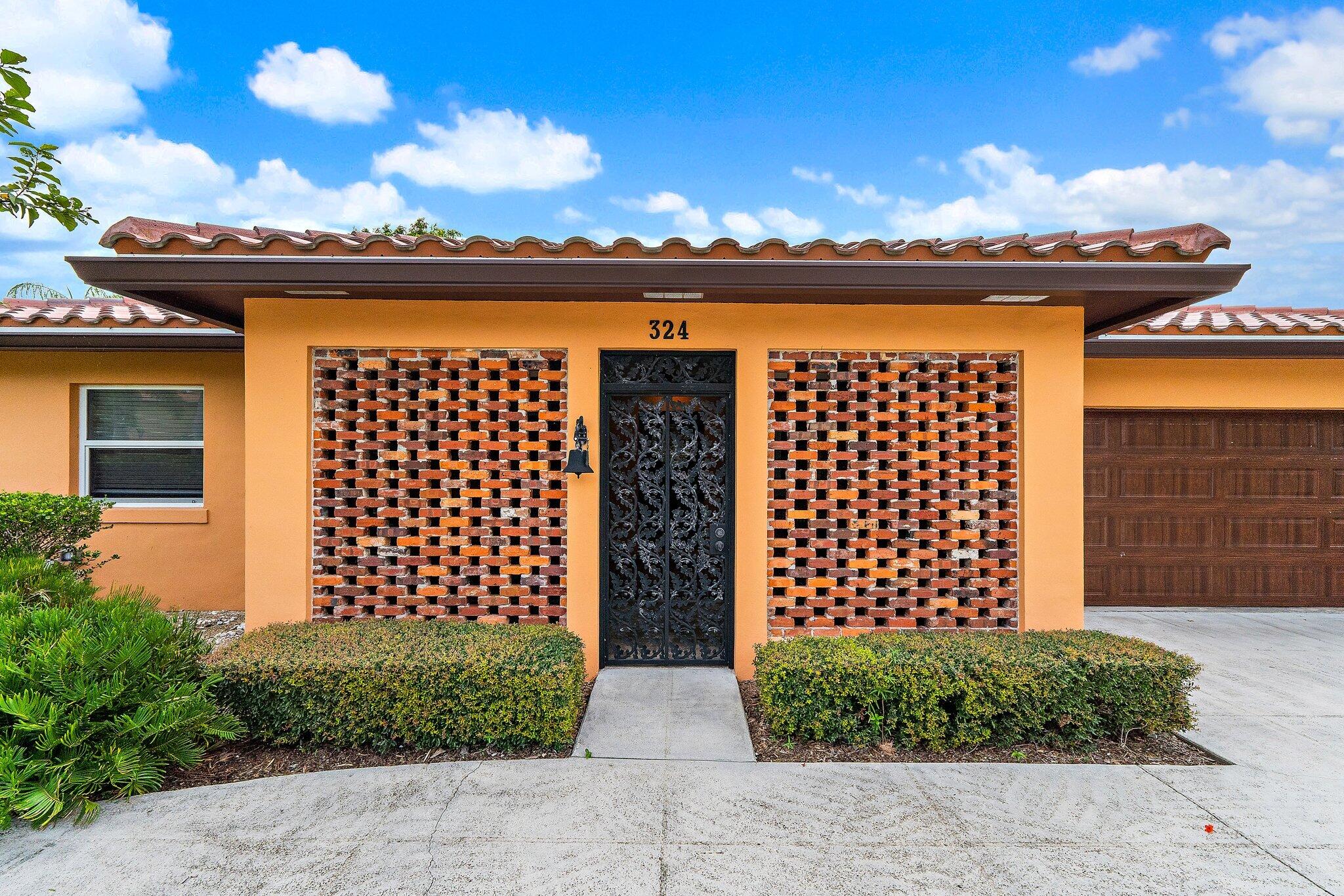 324 Sandal, Palm Beach Shores FL 33404