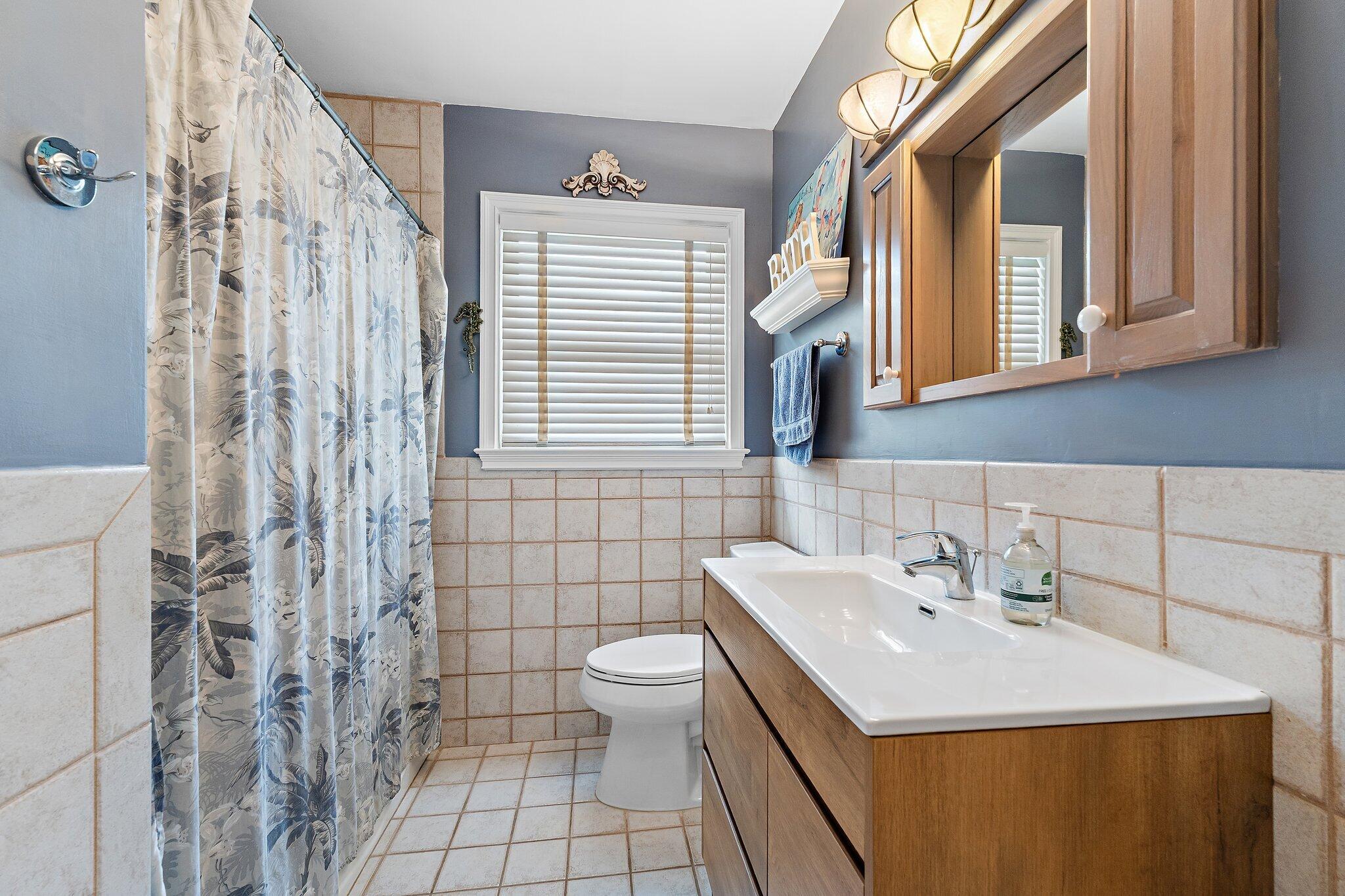 324 Sandal, Palm Beach Shores FL 33404
