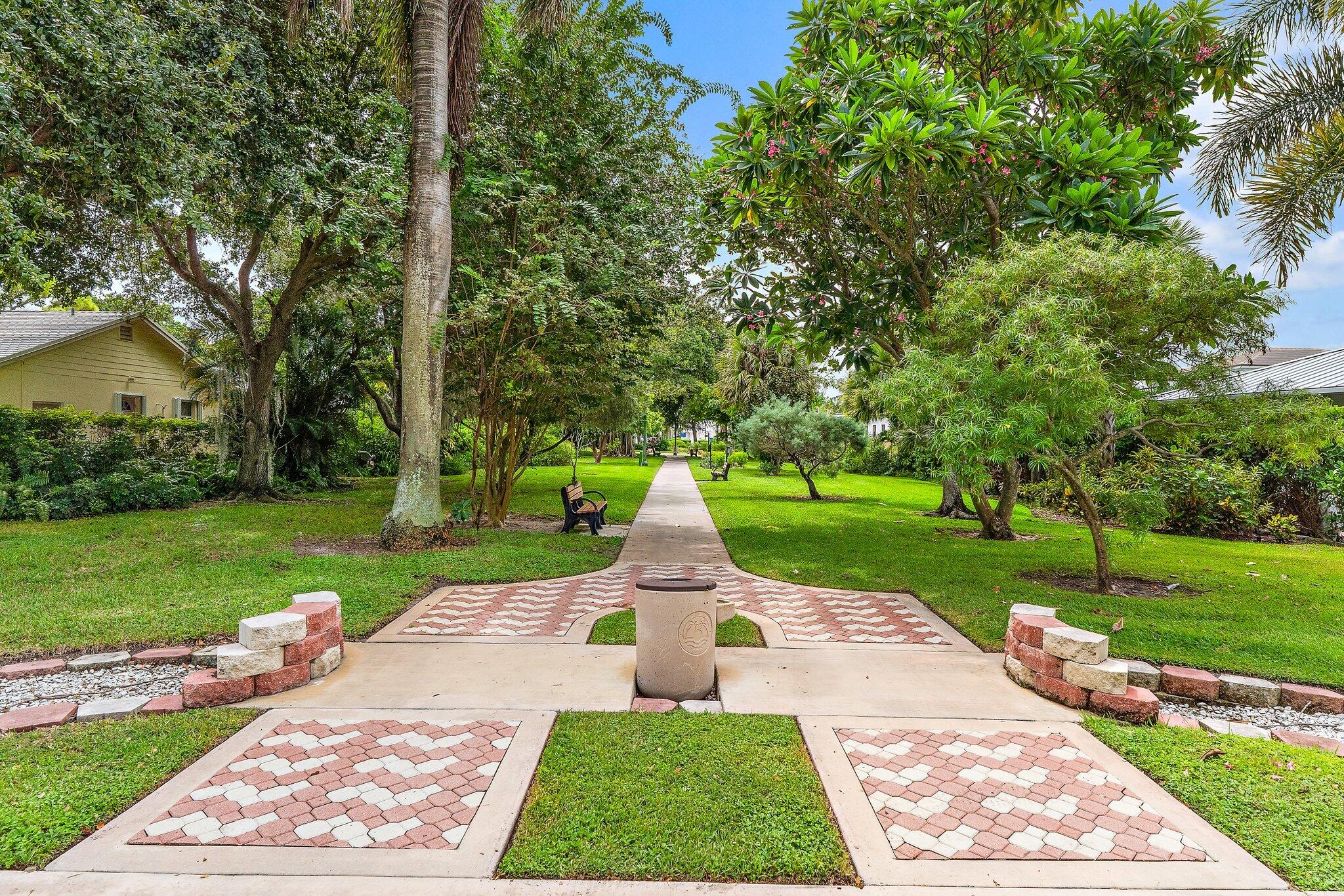 324 Sandal, Palm Beach Shores FL 33404