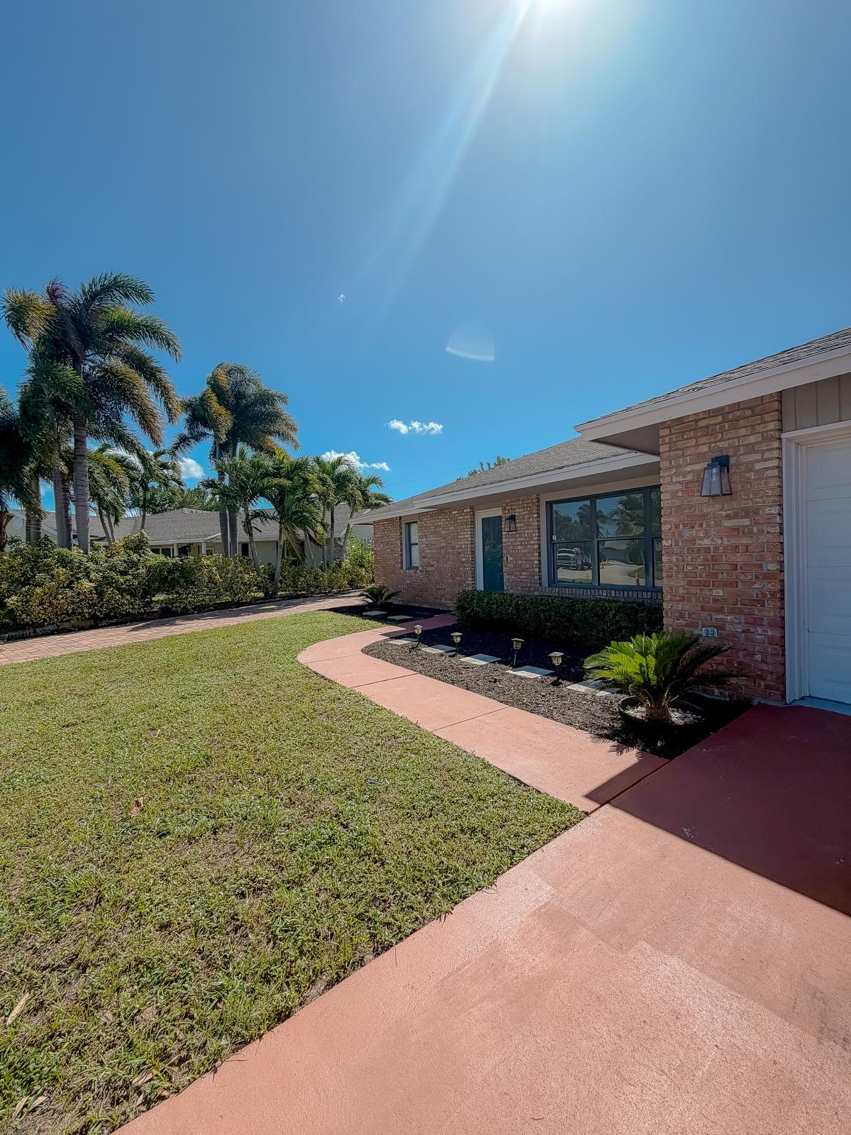 1007 WYNNDALE, Lantana FL 33462