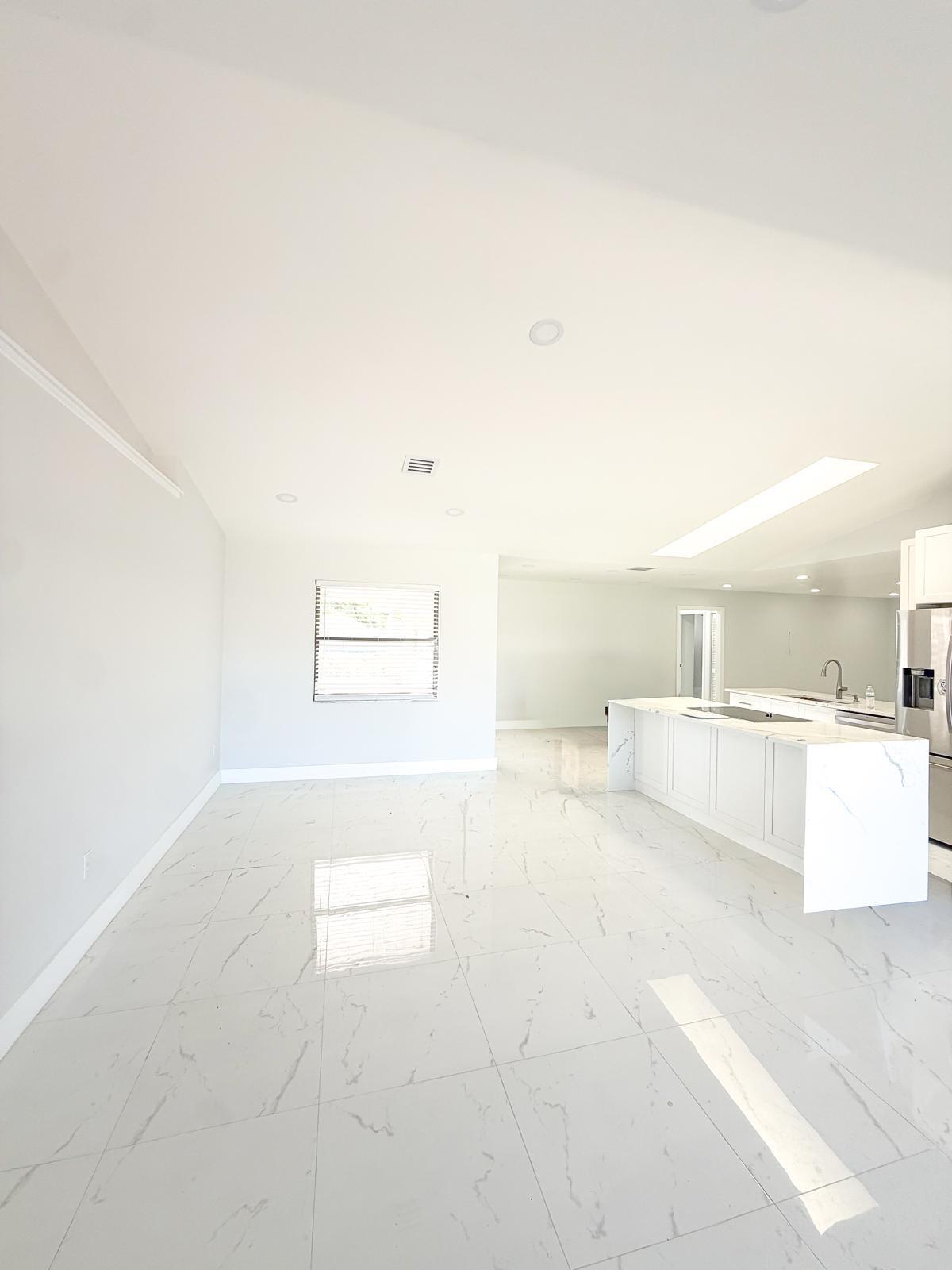 1007 WYNNDALE, Lantana FL 33462