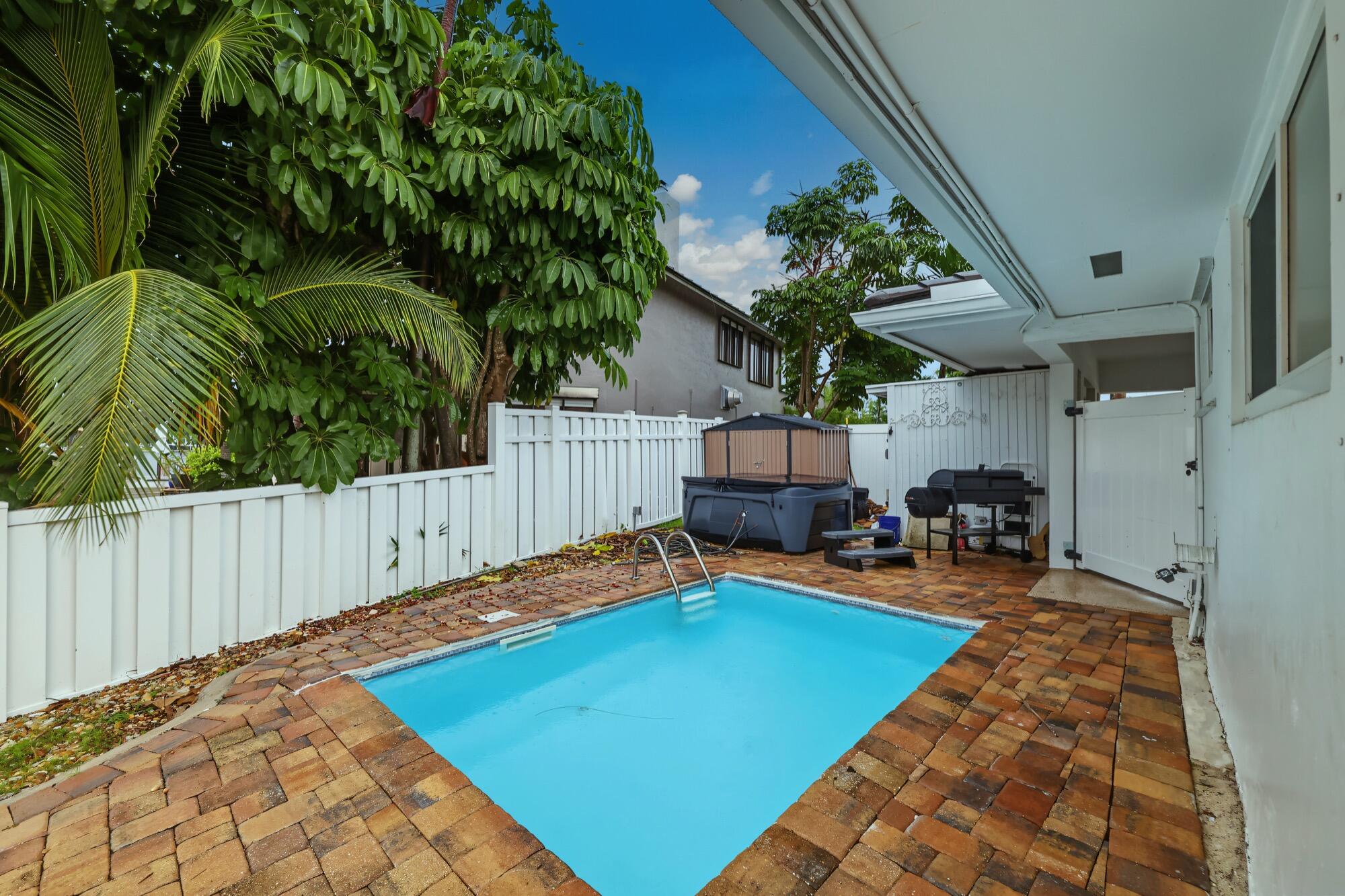 1311 SE 4TH, Pompano Beach FL 33060