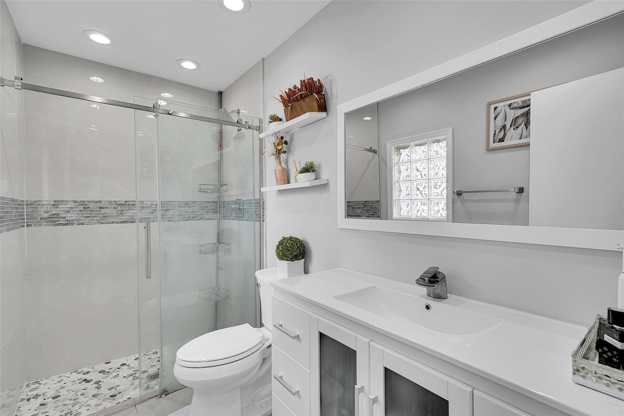 7506 SW 7TH, North Lauderdale FL 33068